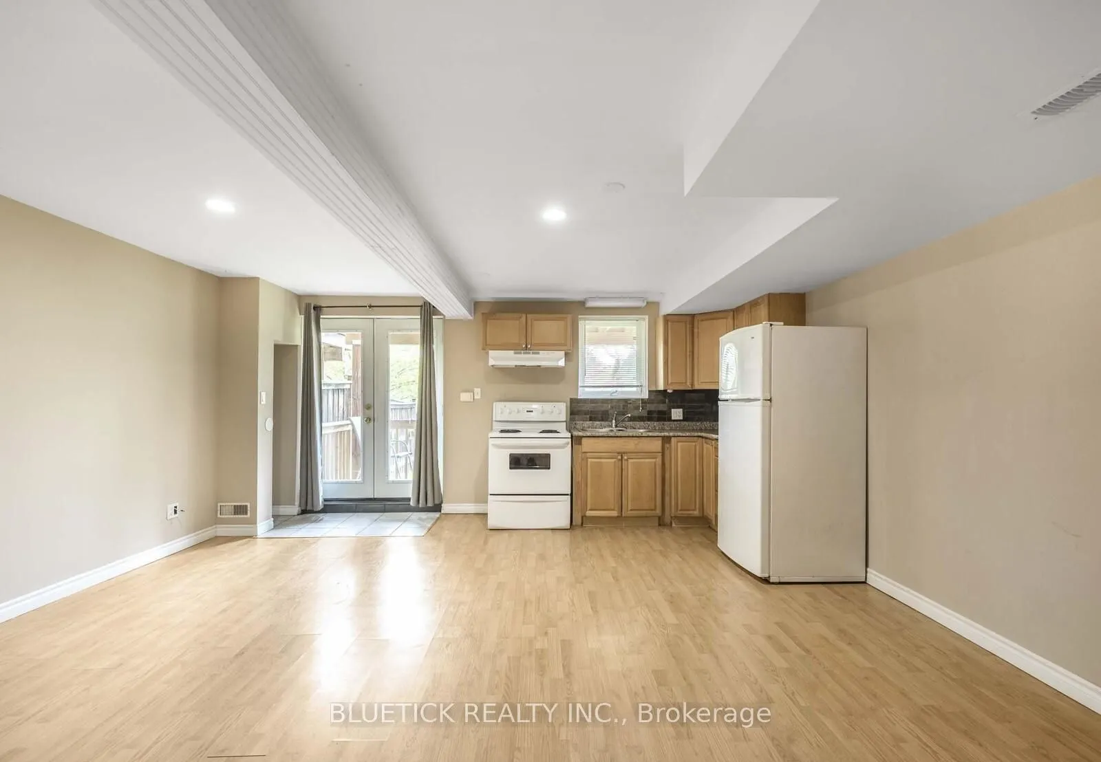 17 Bolton Camp Way, #Bsmt