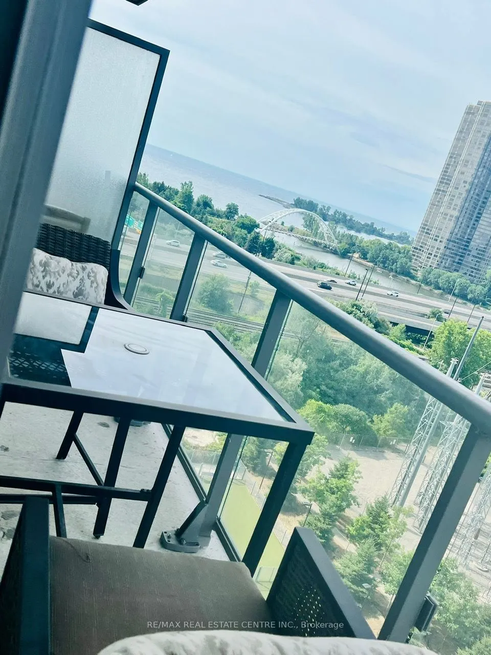 105 The Queensway, #1010