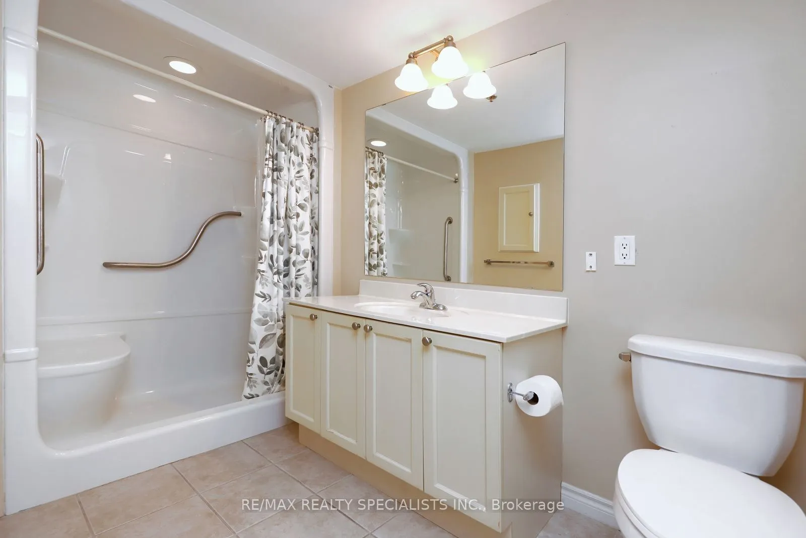 810 Scollard Court #902