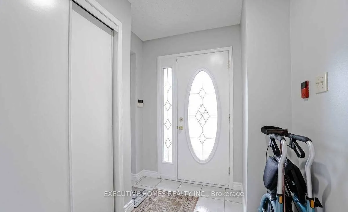 114 Toba Crescent