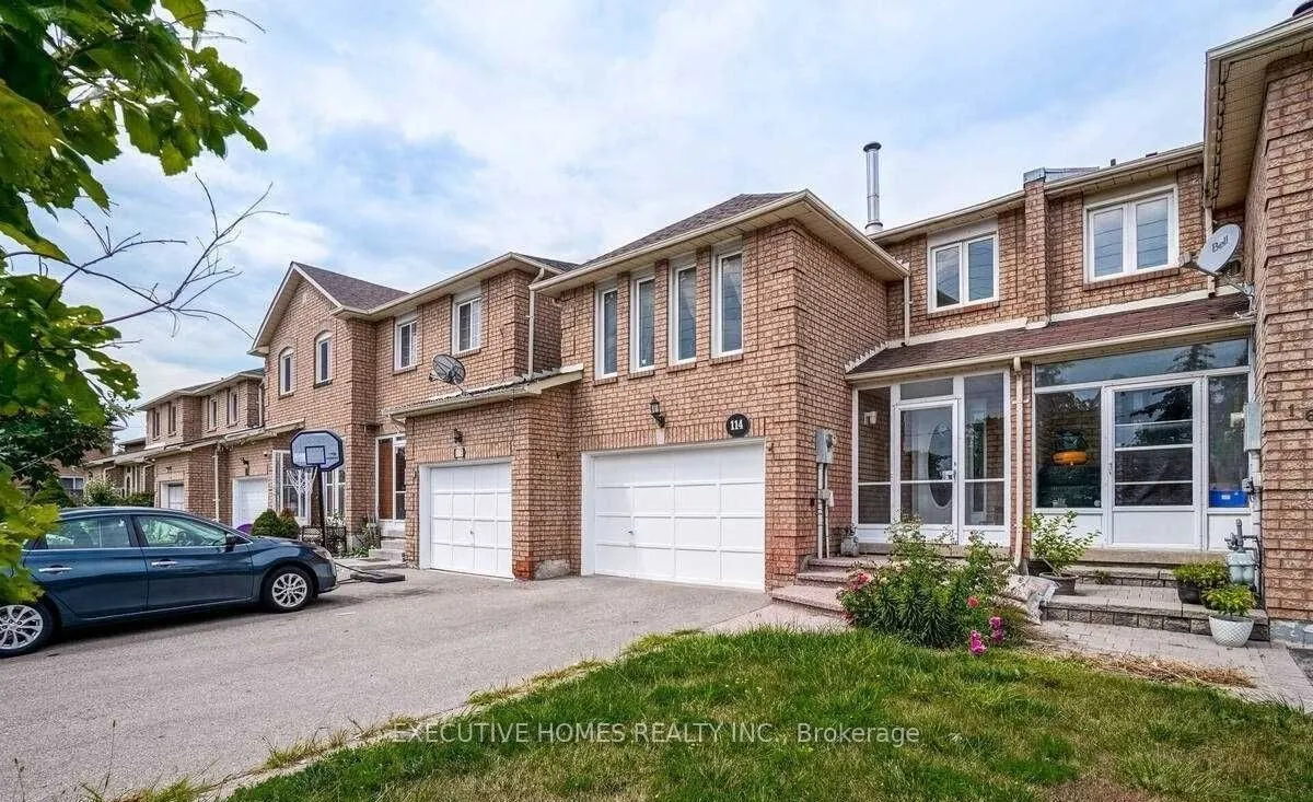 114 Toba Crescent