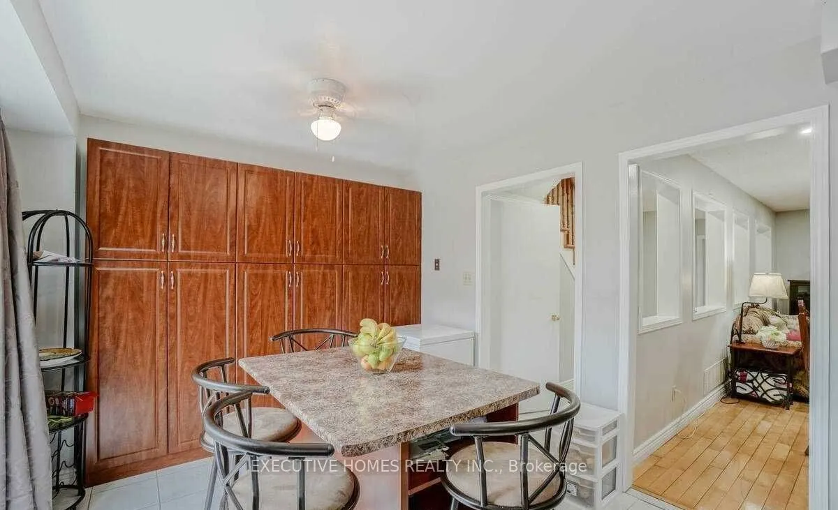 114 Toba Crescent