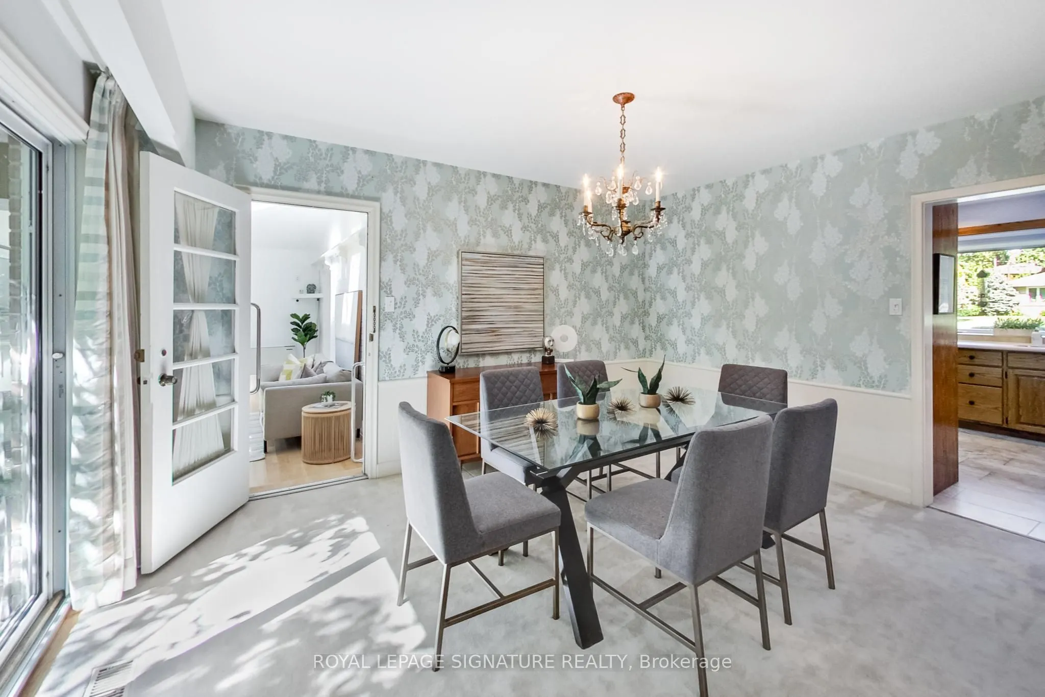 284 Woodland Drive