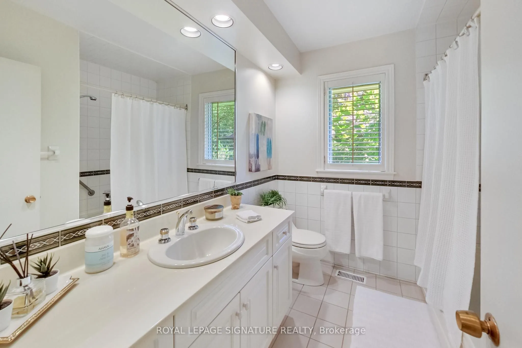 284 Woodland Drive