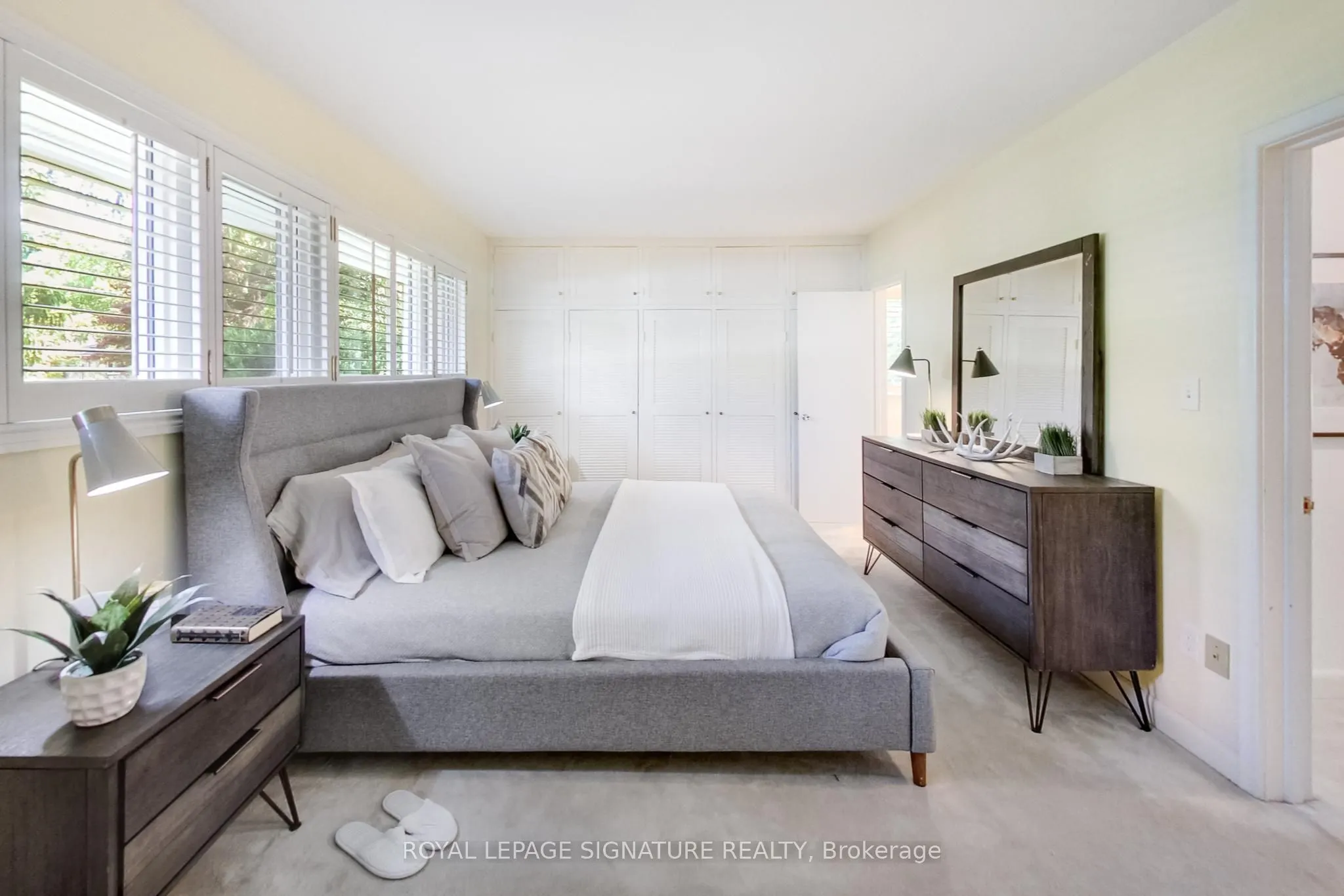 284 Woodland Drive