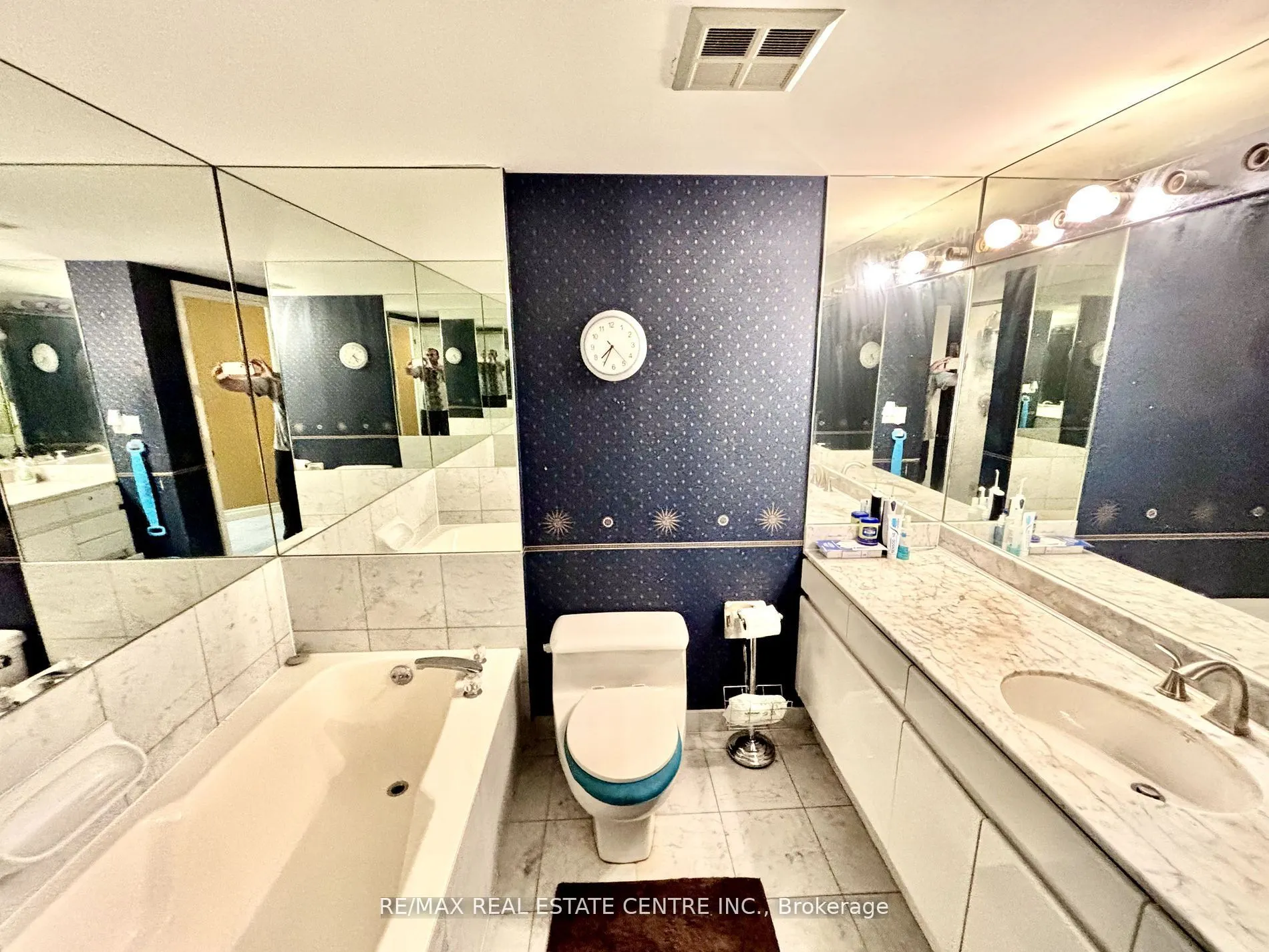 1 Palace Pier Court, #2407