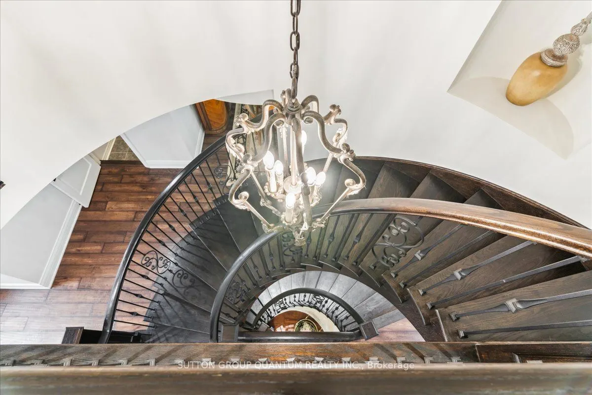 2365 Valley Stream Place