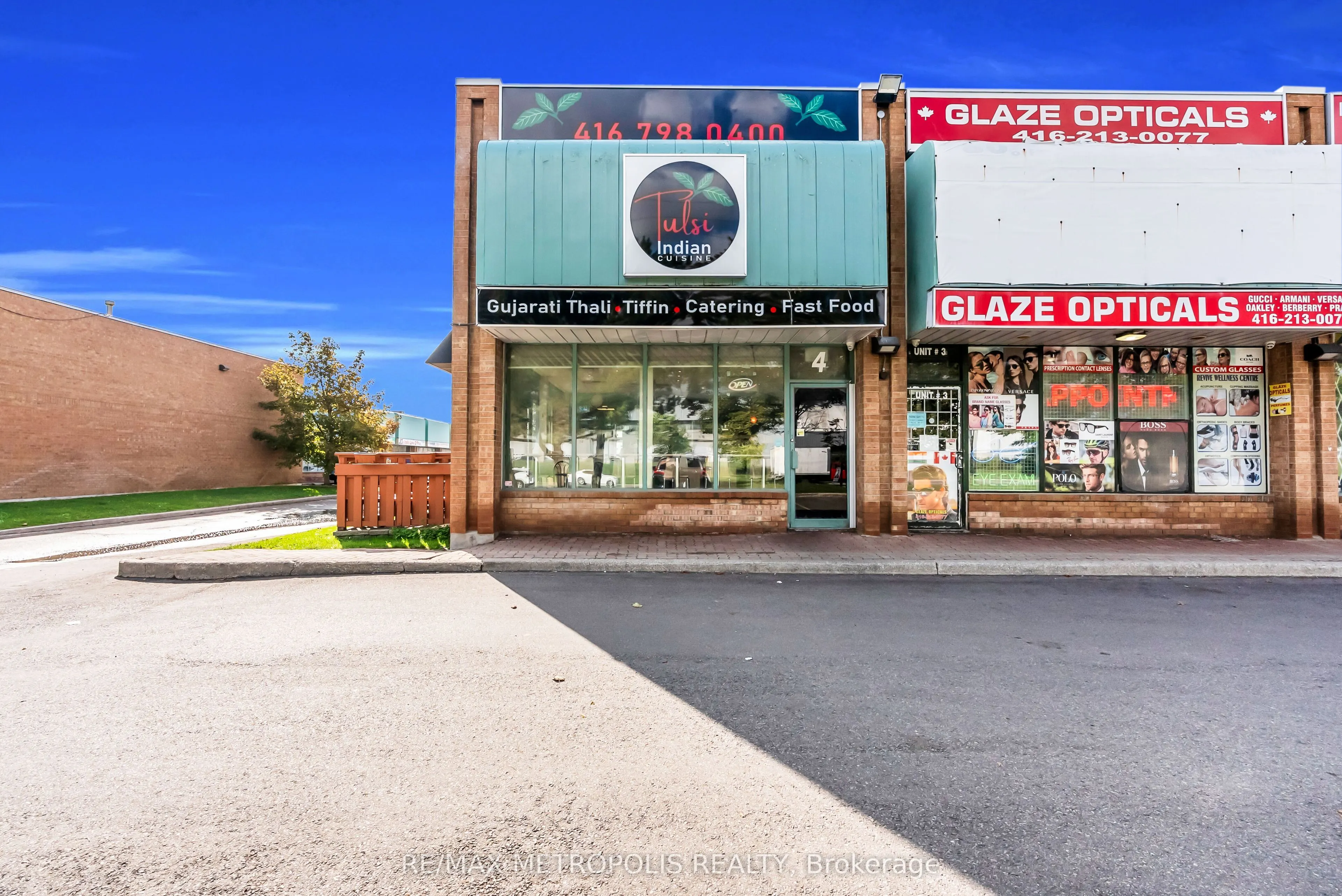 6923 Steeles Avenue W, #4