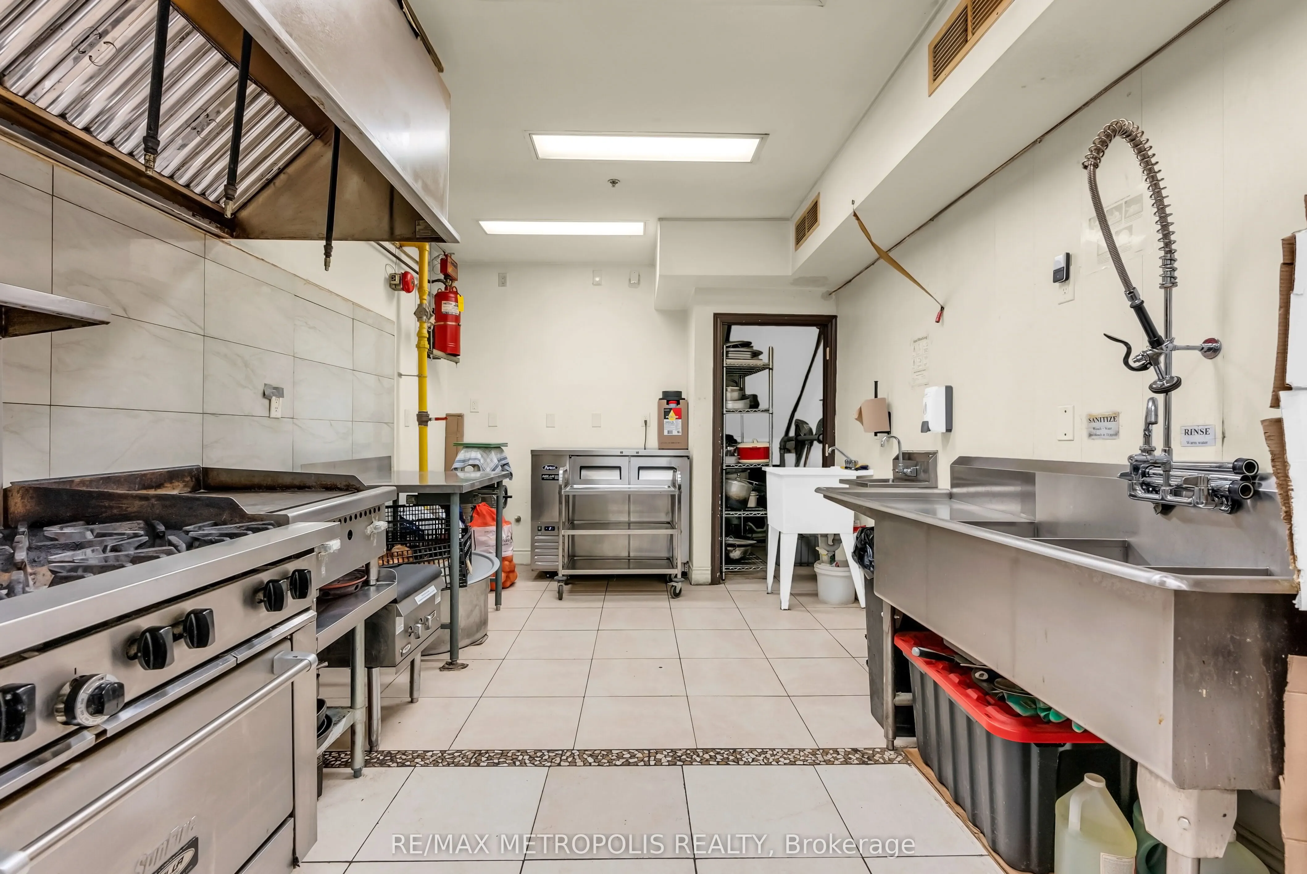 6923 Steeles Avenue W, #4