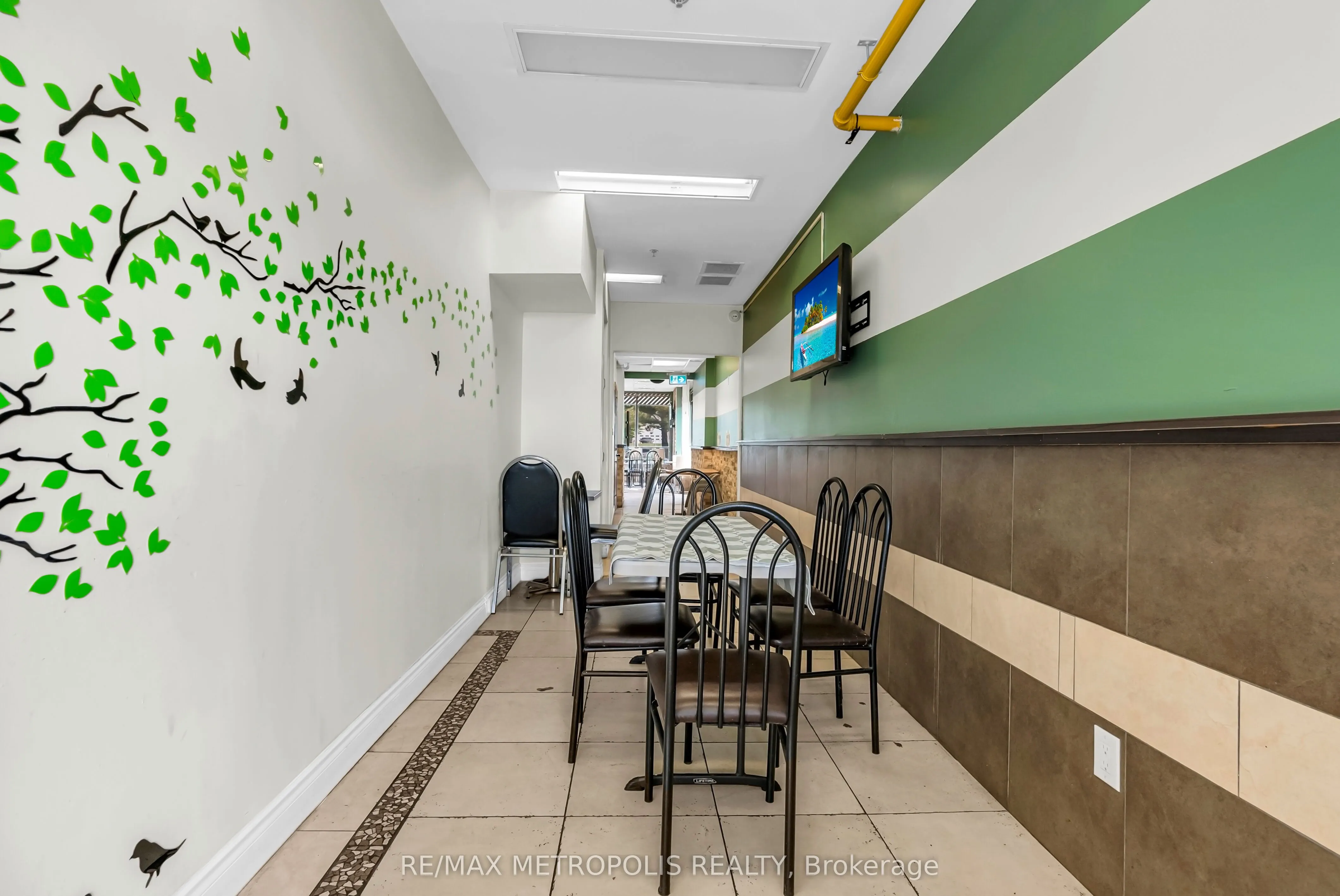 6923 Steeles Avenue W, #4
