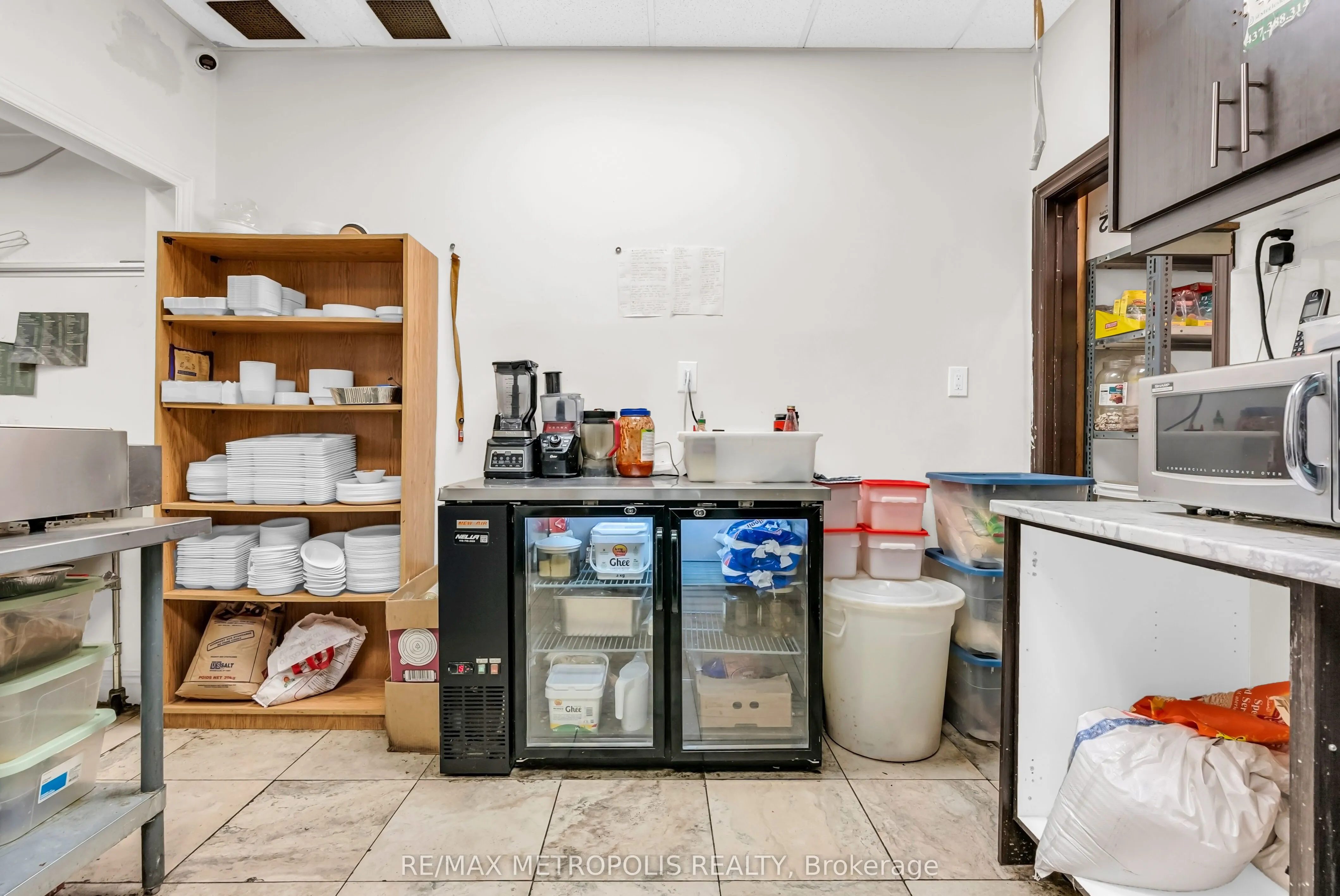 6923 Steeles Avenue W, #4