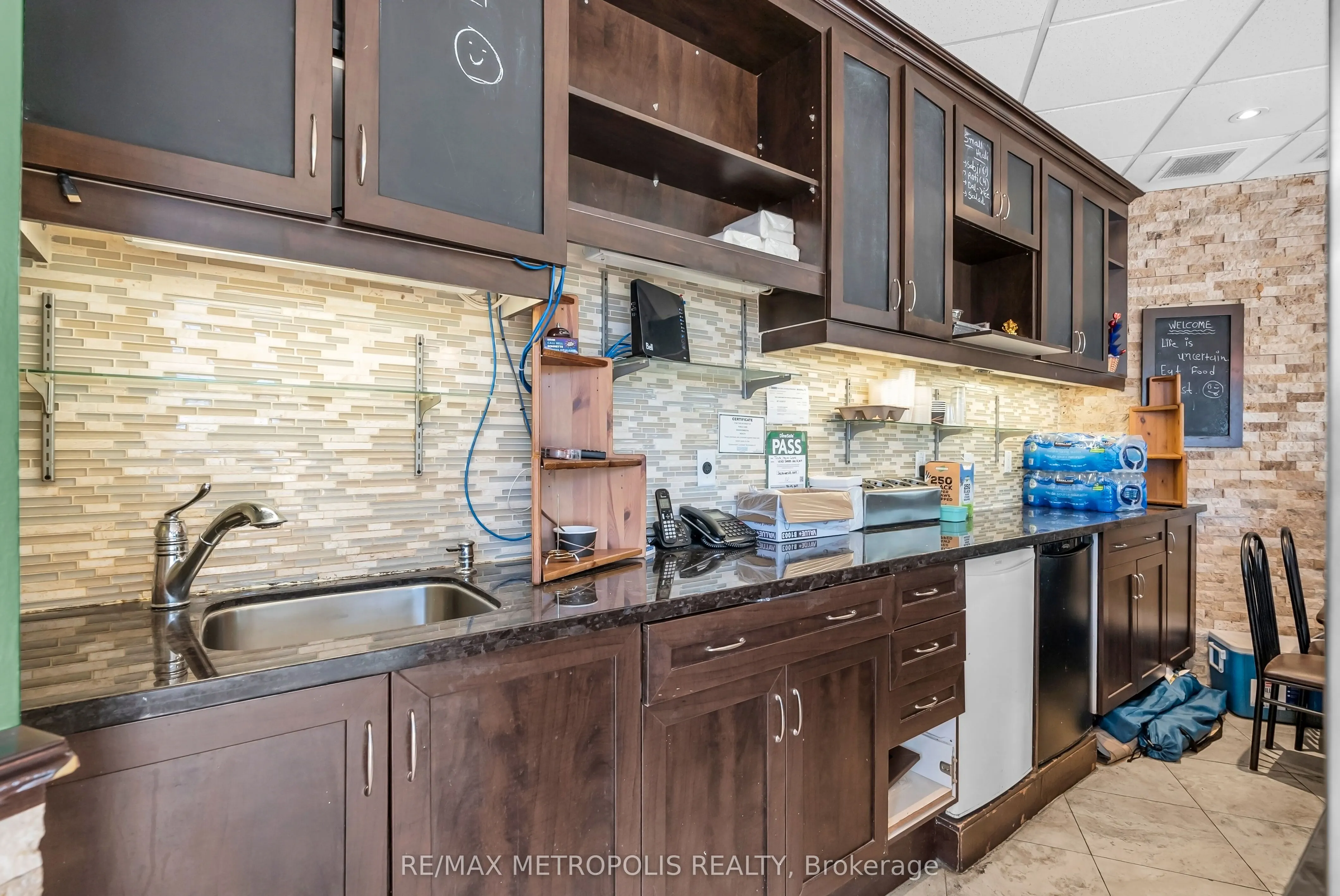 6923 Steeles Avenue W, #4