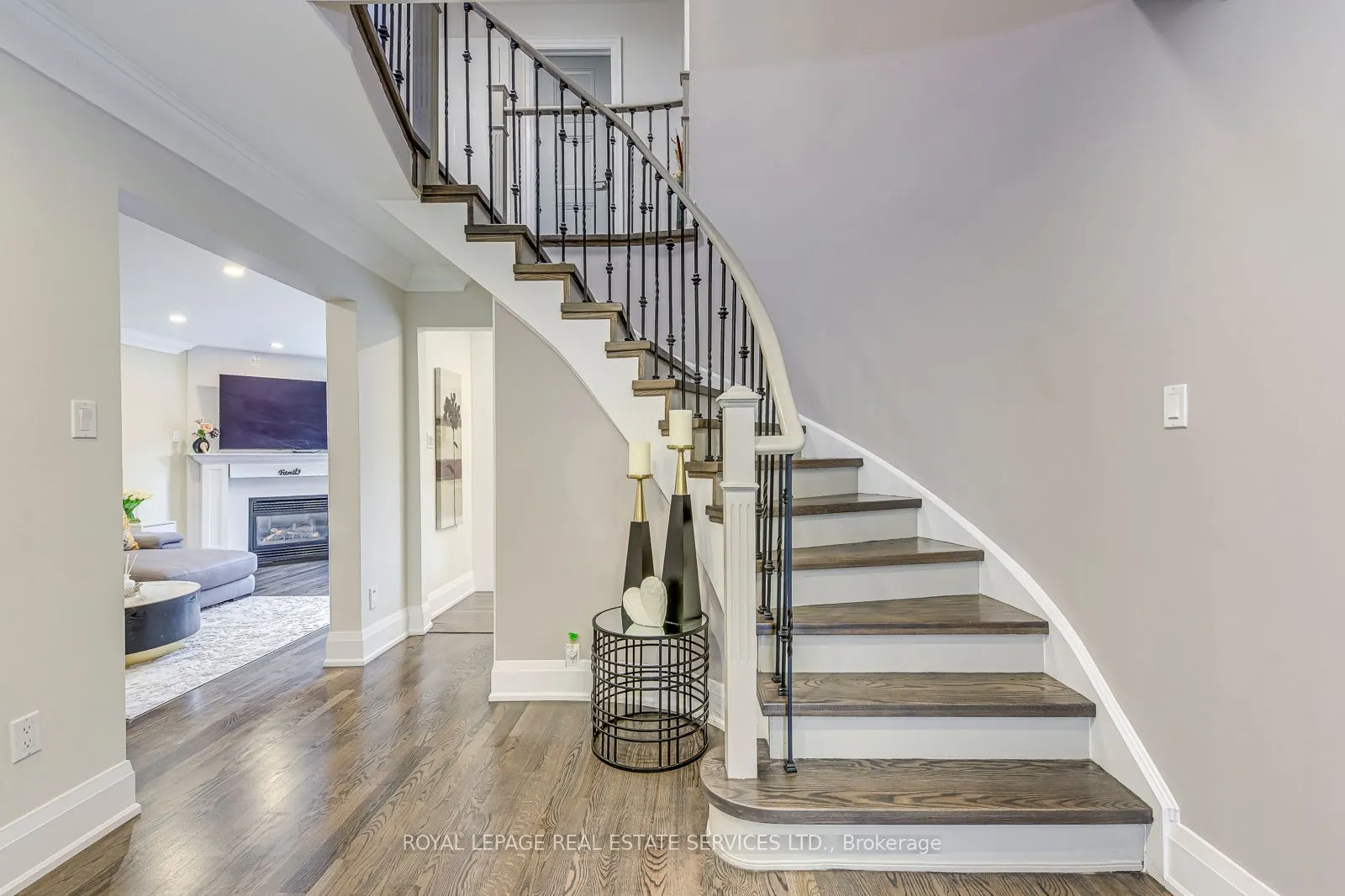 7180 Danton Promenade