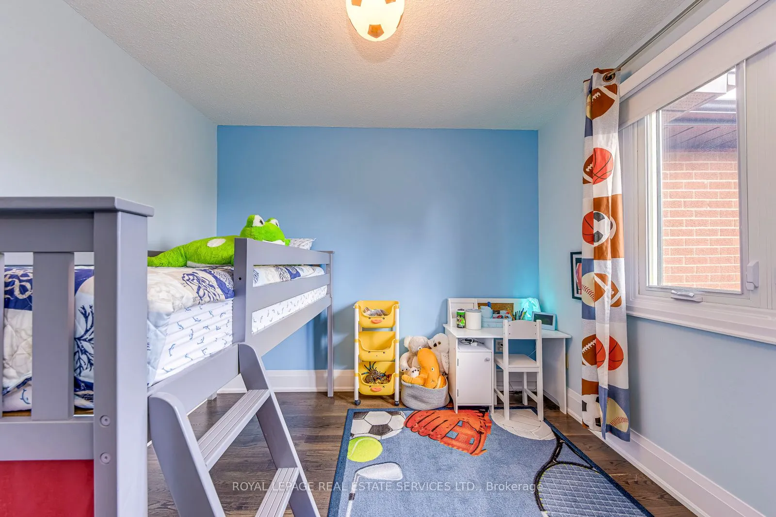 7180 Danton Promenade
