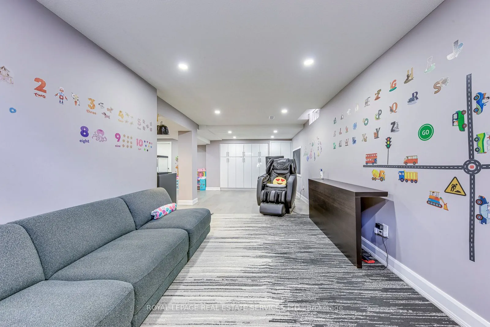 7180 Danton Promenade