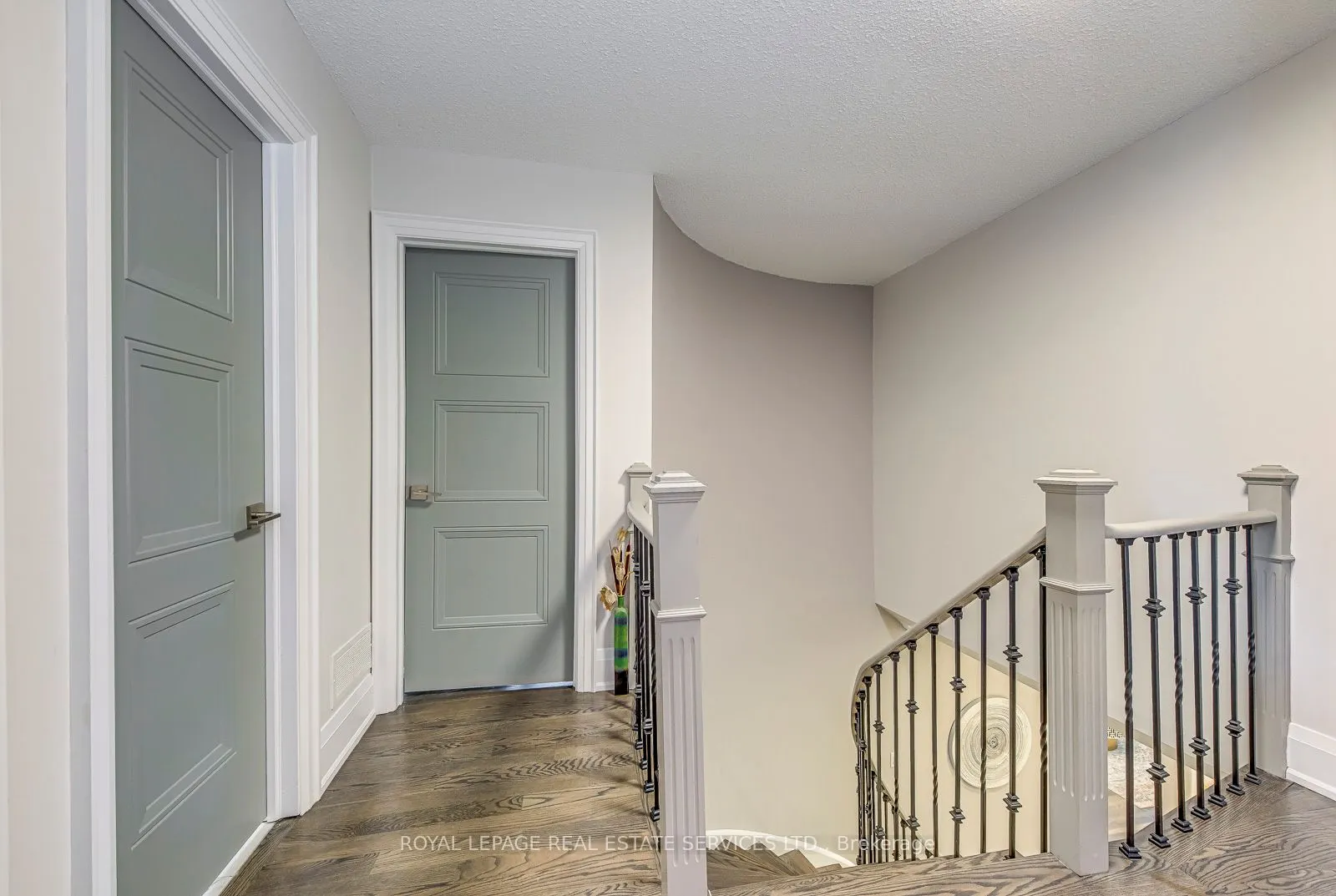 7180 Danton Promenade