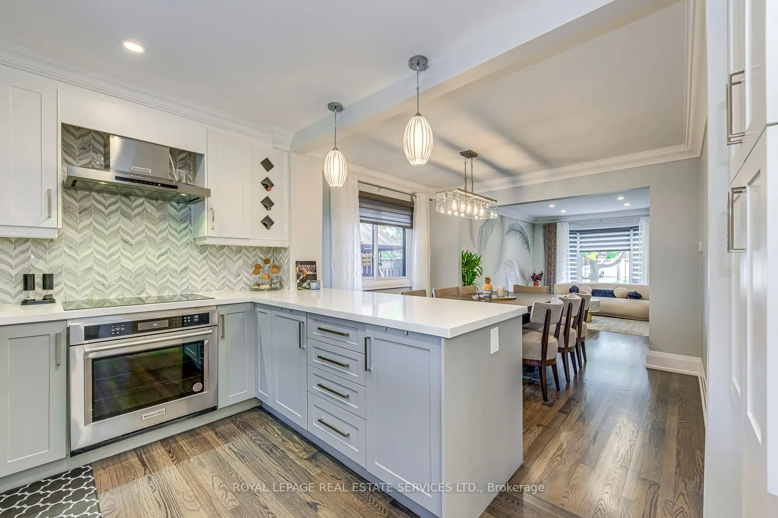 7180 Danton Promenade
