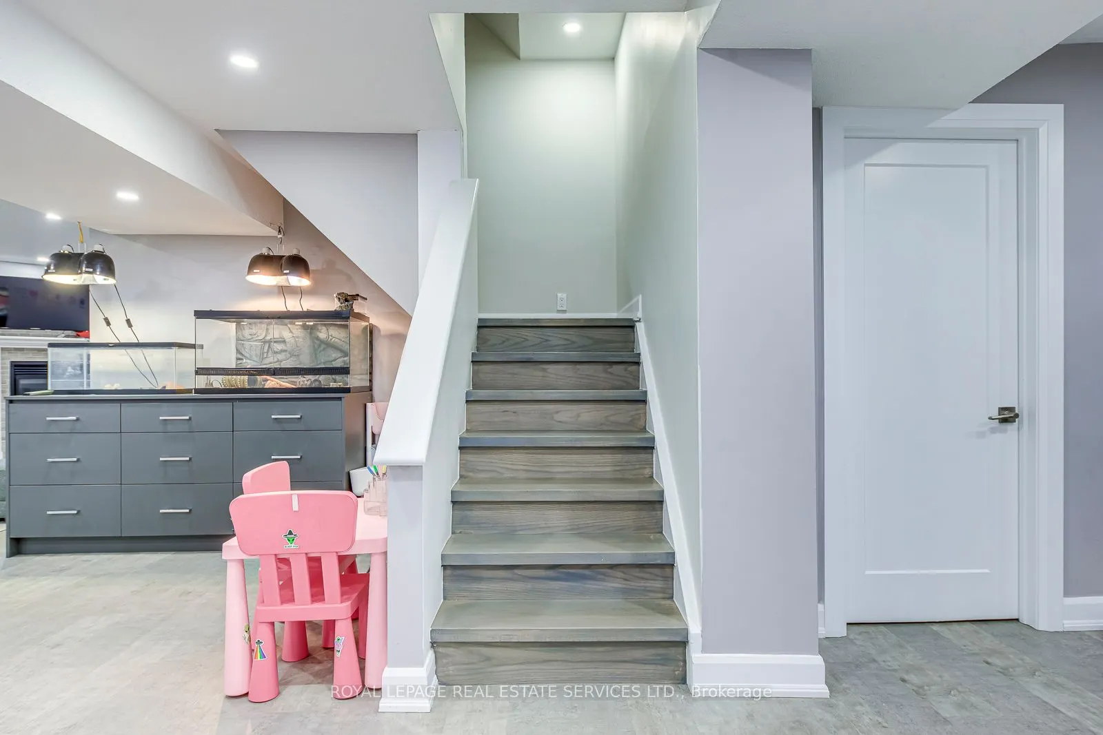 7180 Danton Promenade
