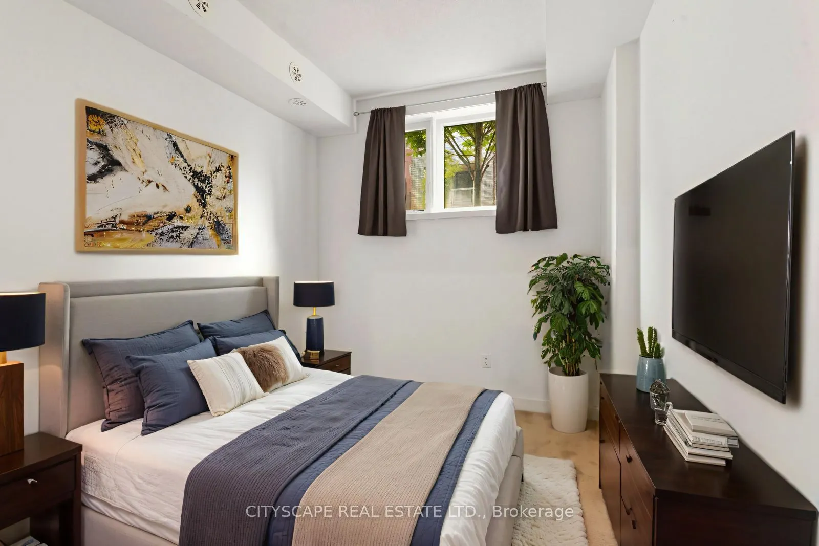 1133 Cooke Boulevard, #818