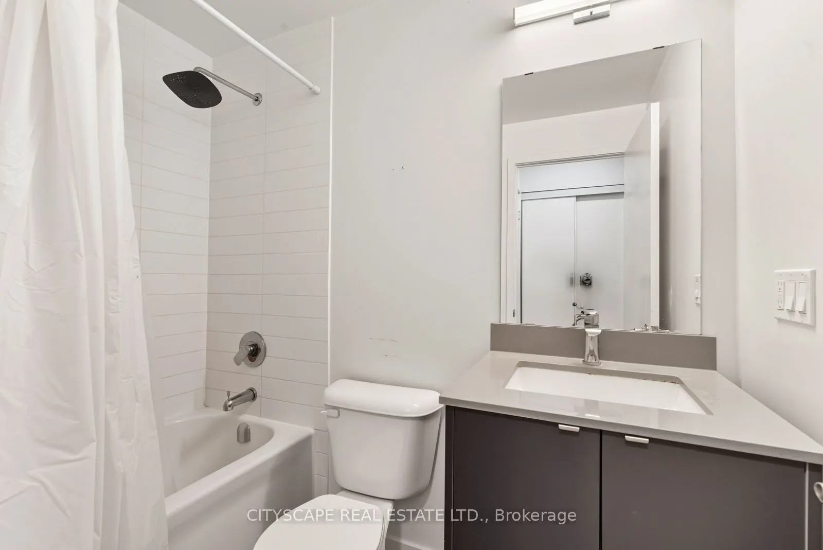 1133 Cooke Boulevard, #818