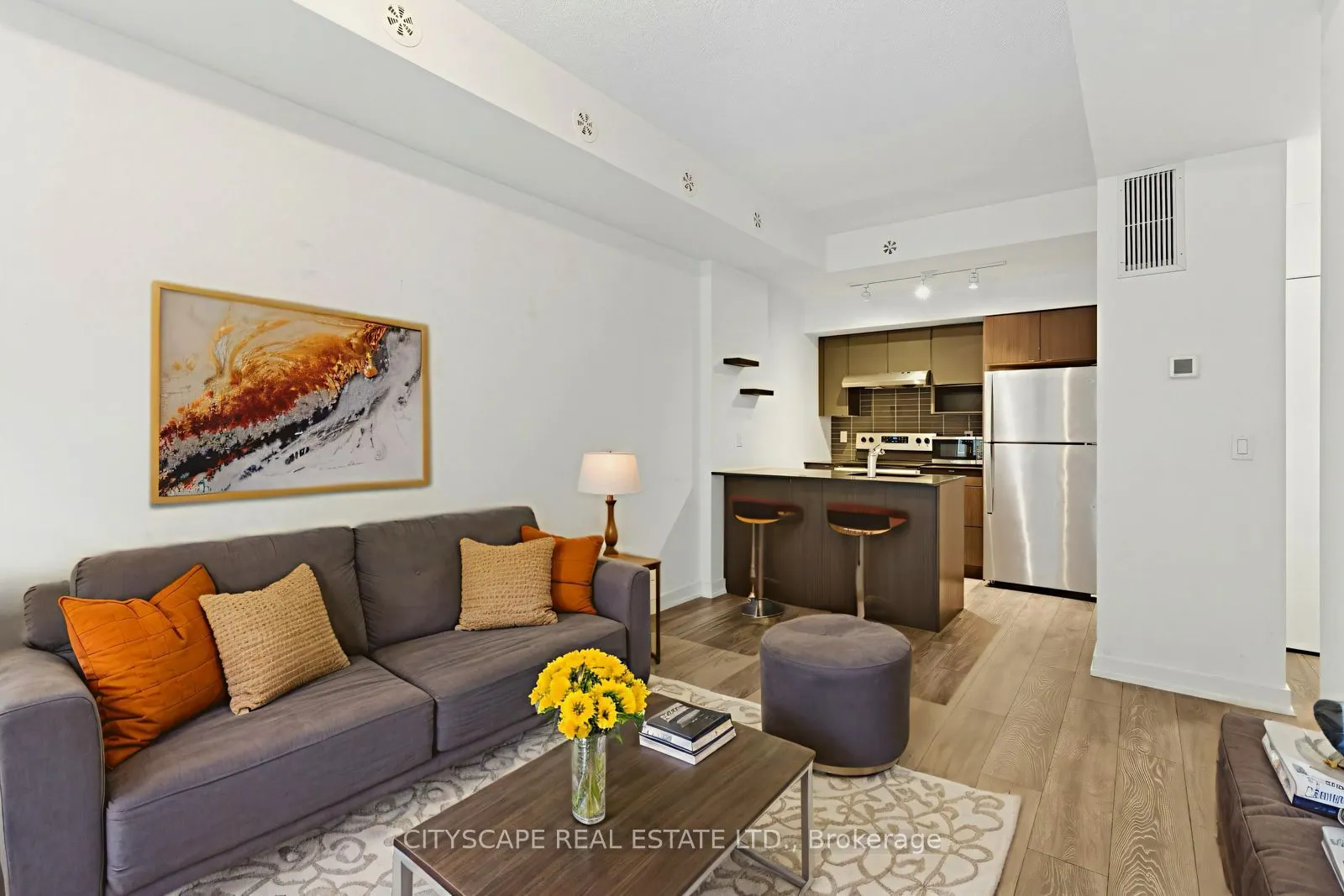 1133 Cooke Boulevard, #818