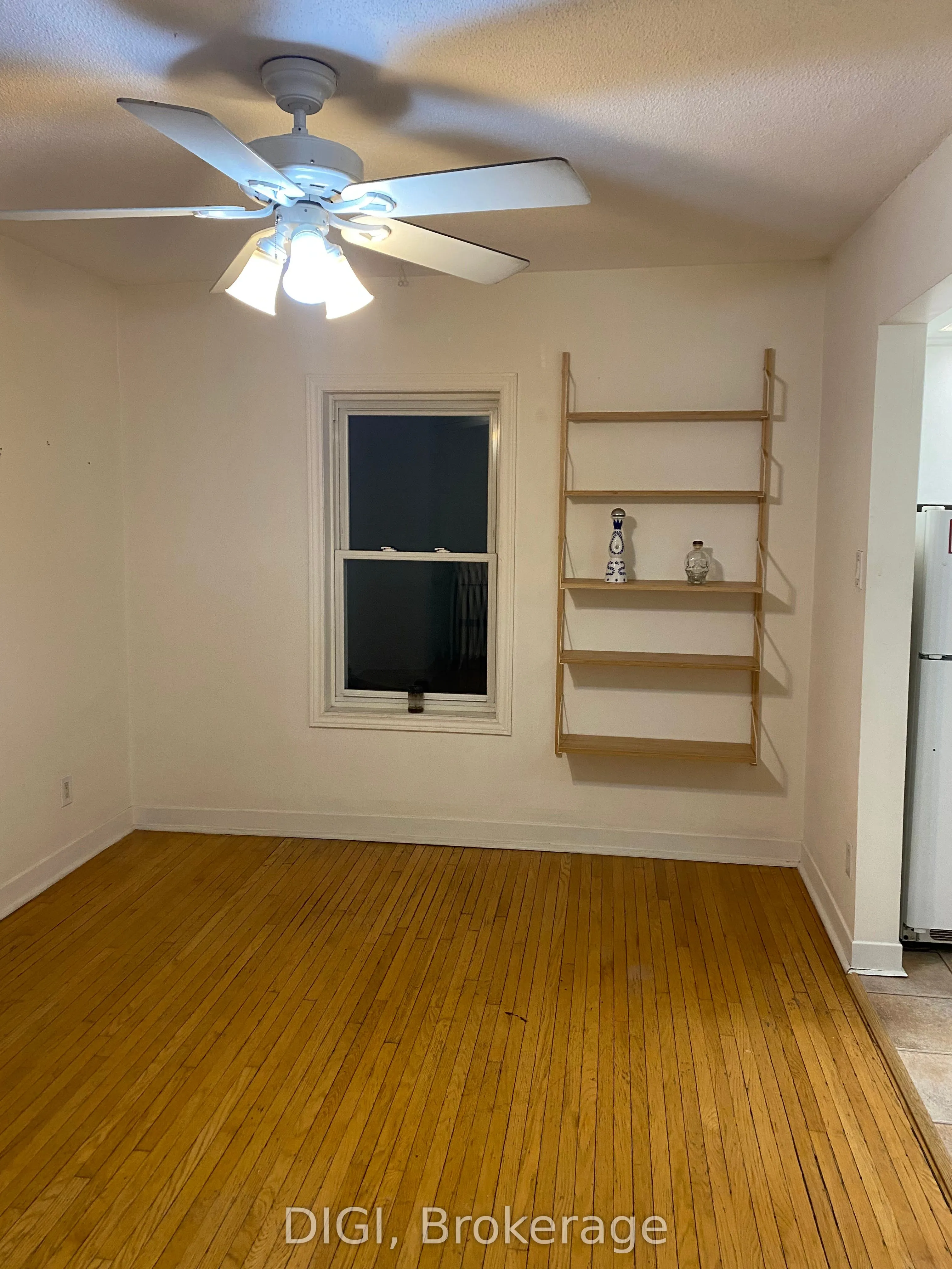 162 Cowan Avenue, #5