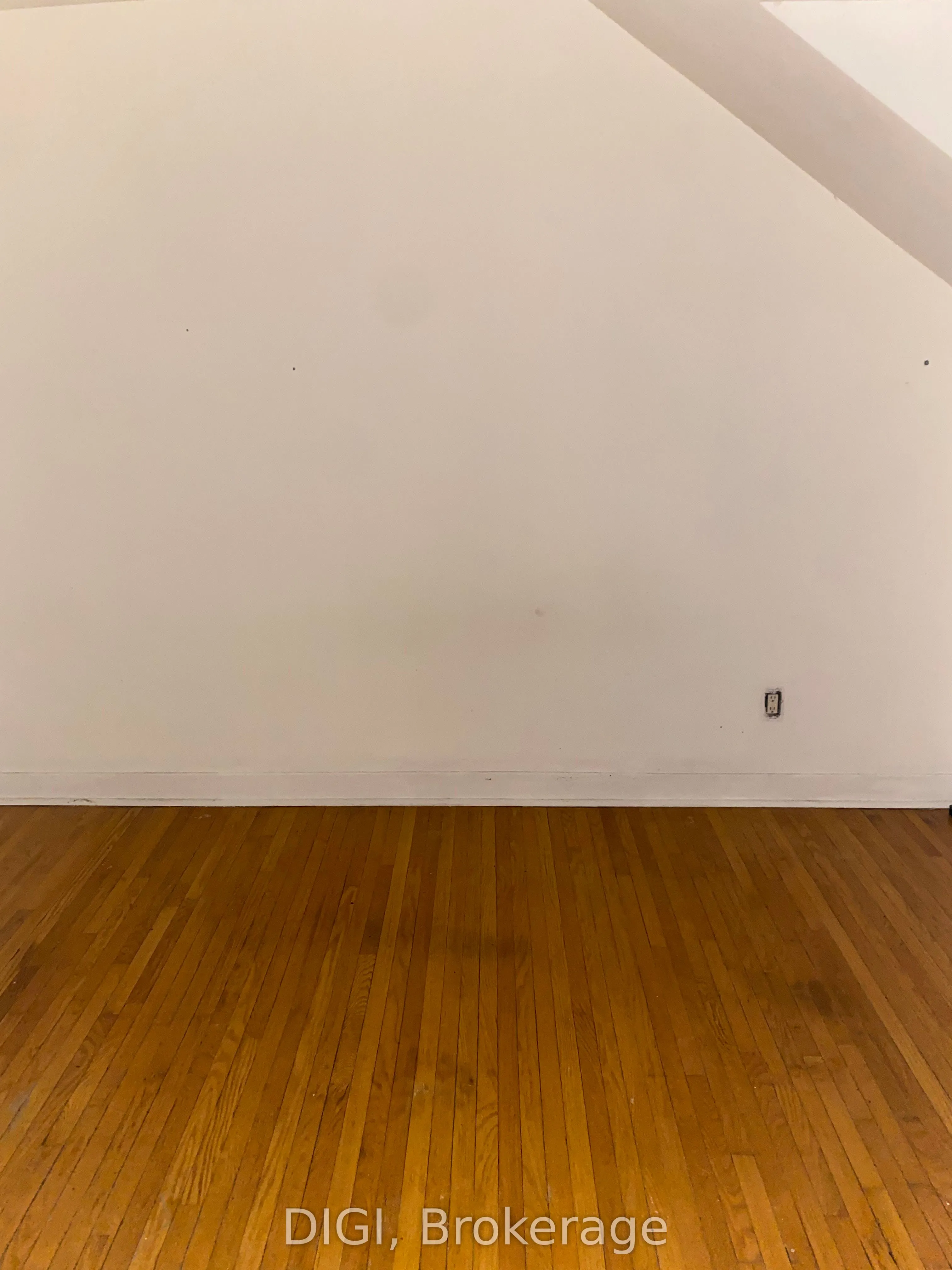 162 Cowan Avenue, #5