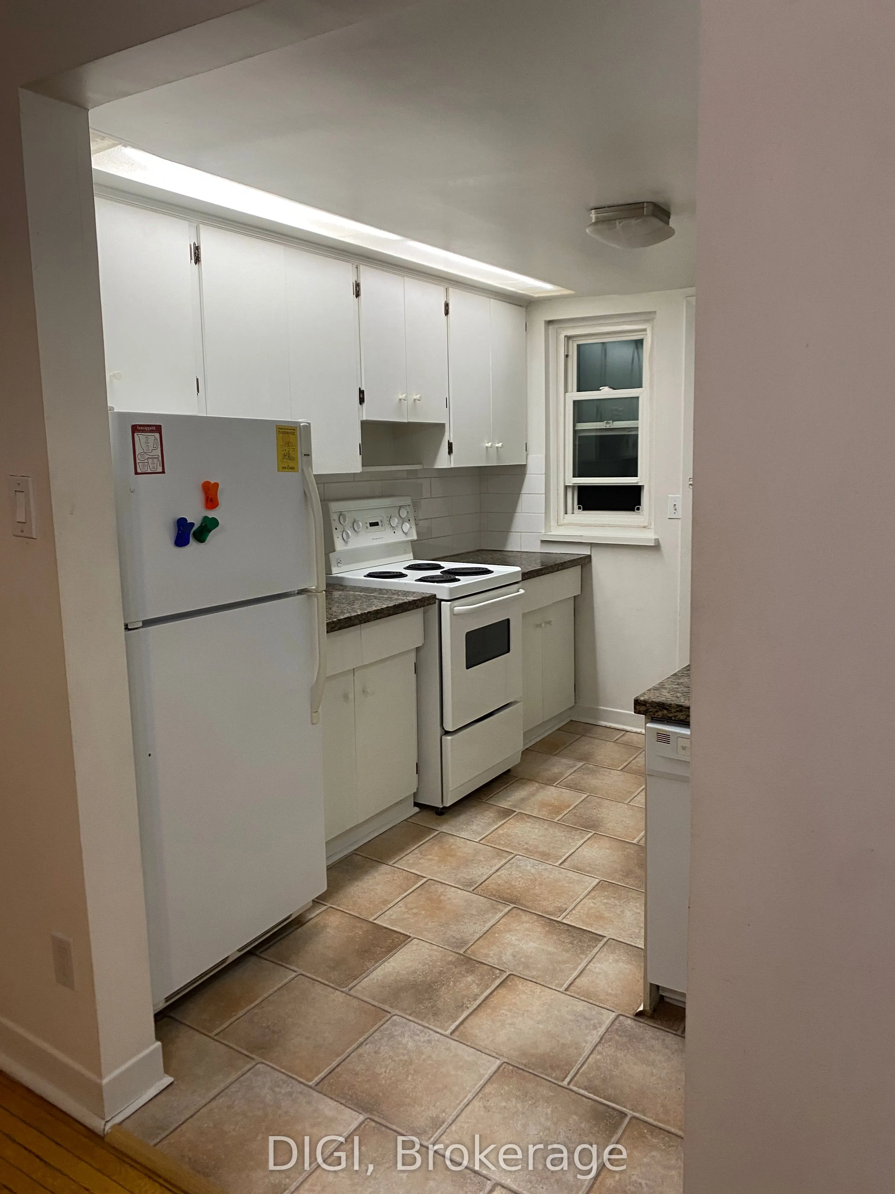 162 Cowan Avenue, #5
