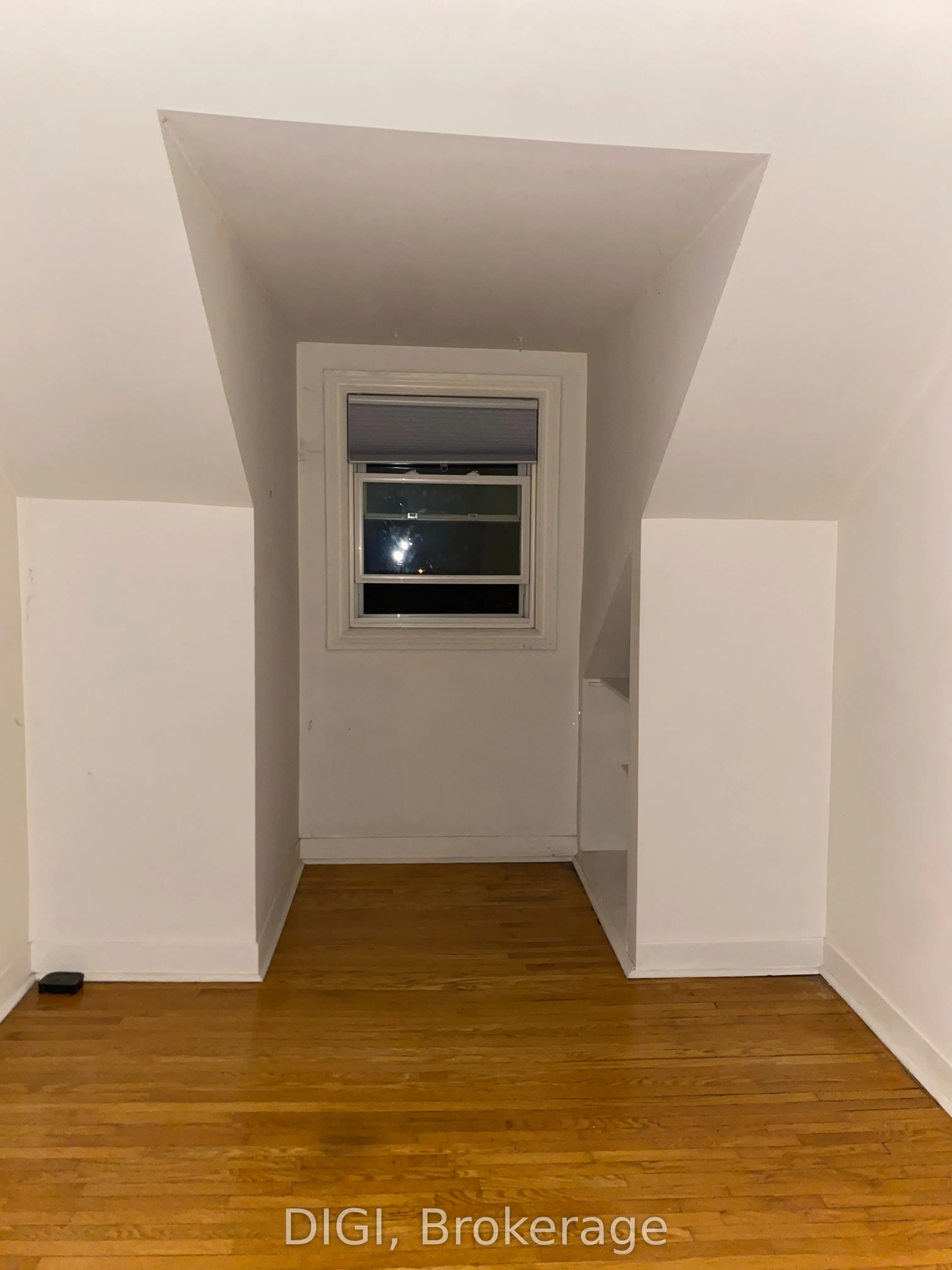 162 Cowan Avenue, #5