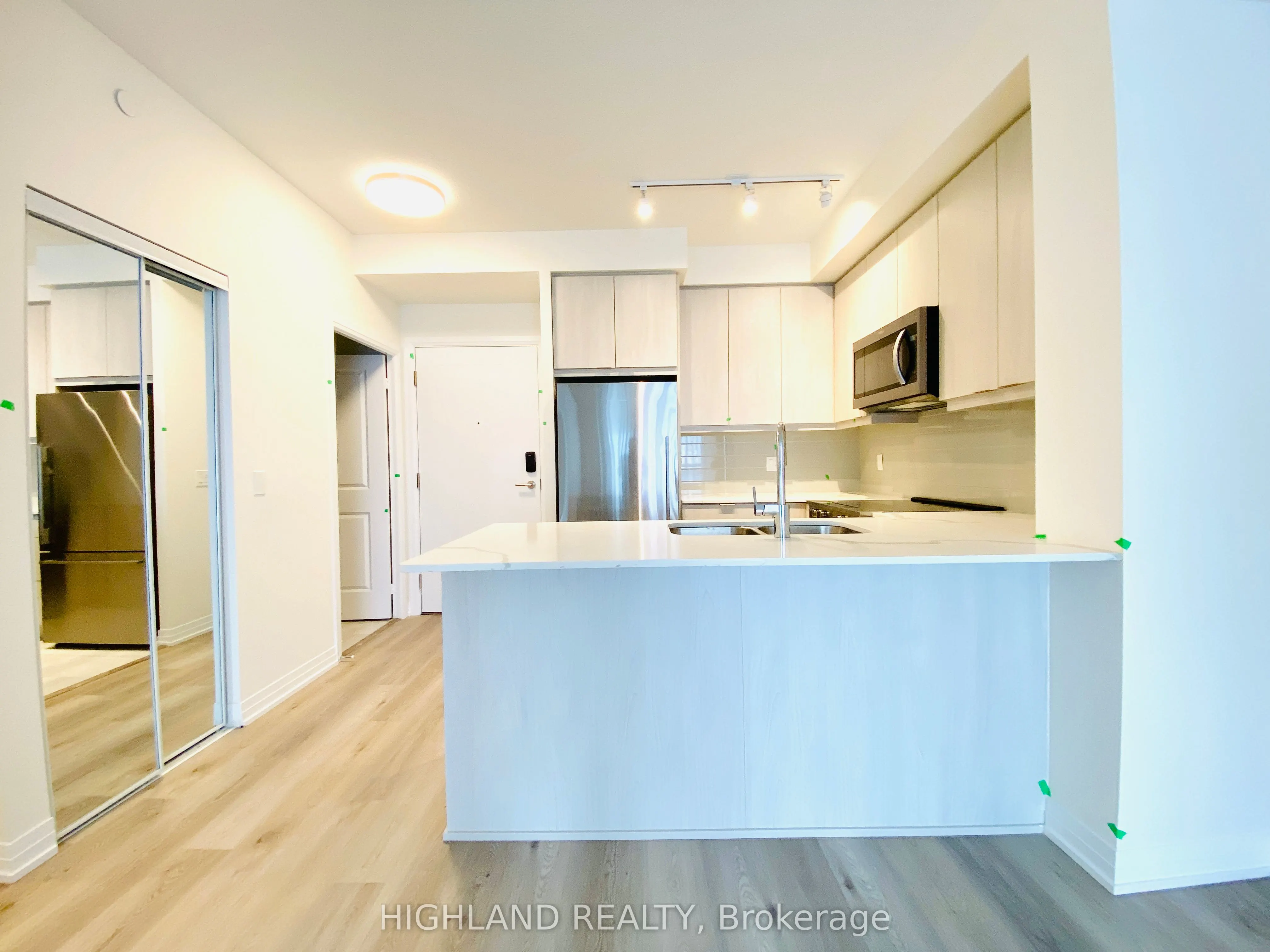 15 Watergarden Drive, #504