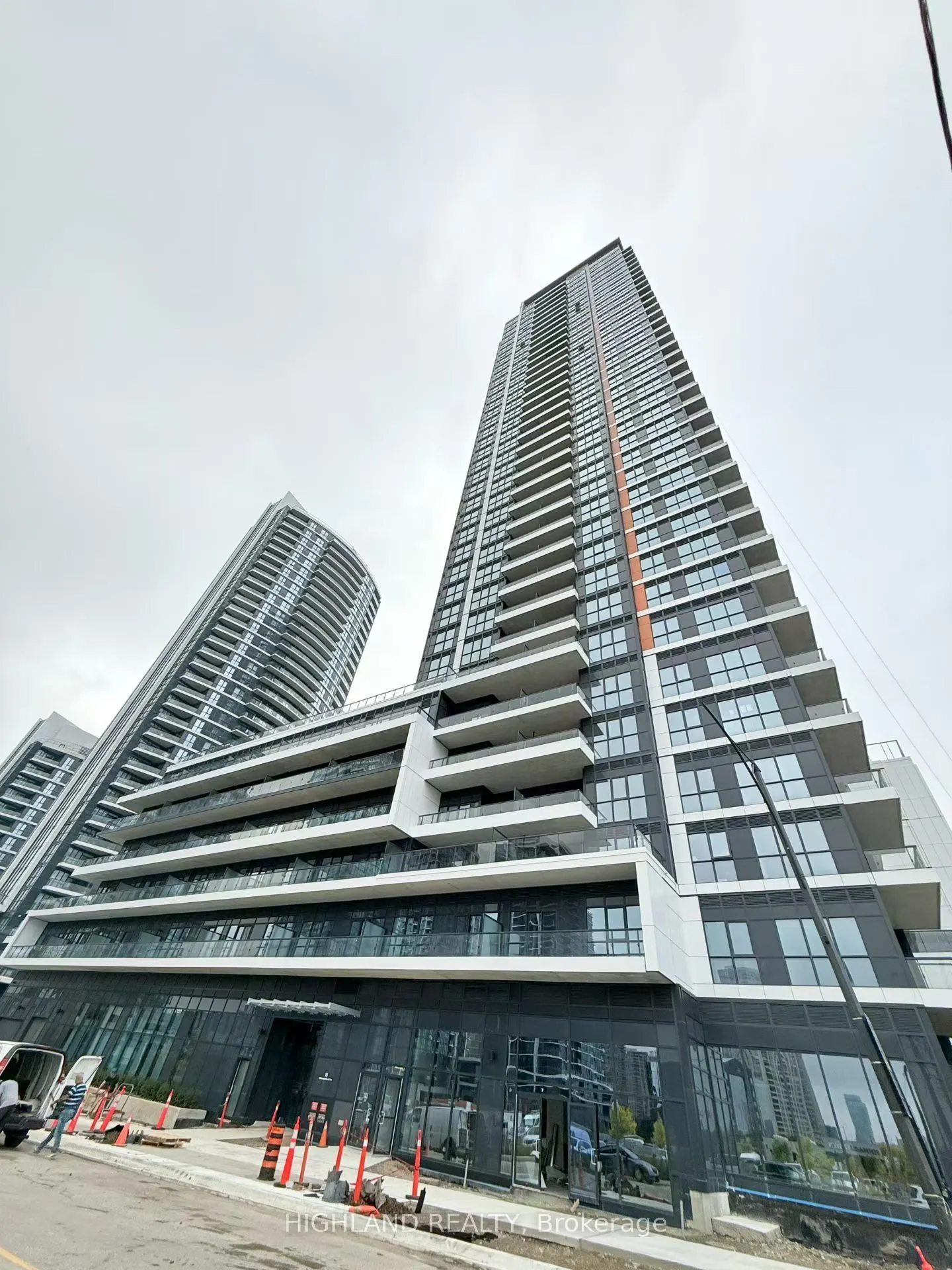 15 Watergarden Drive, #504