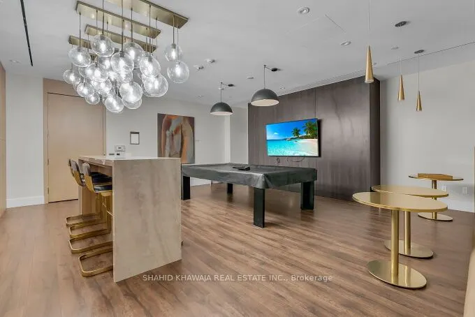 21 Park Street E, #1508