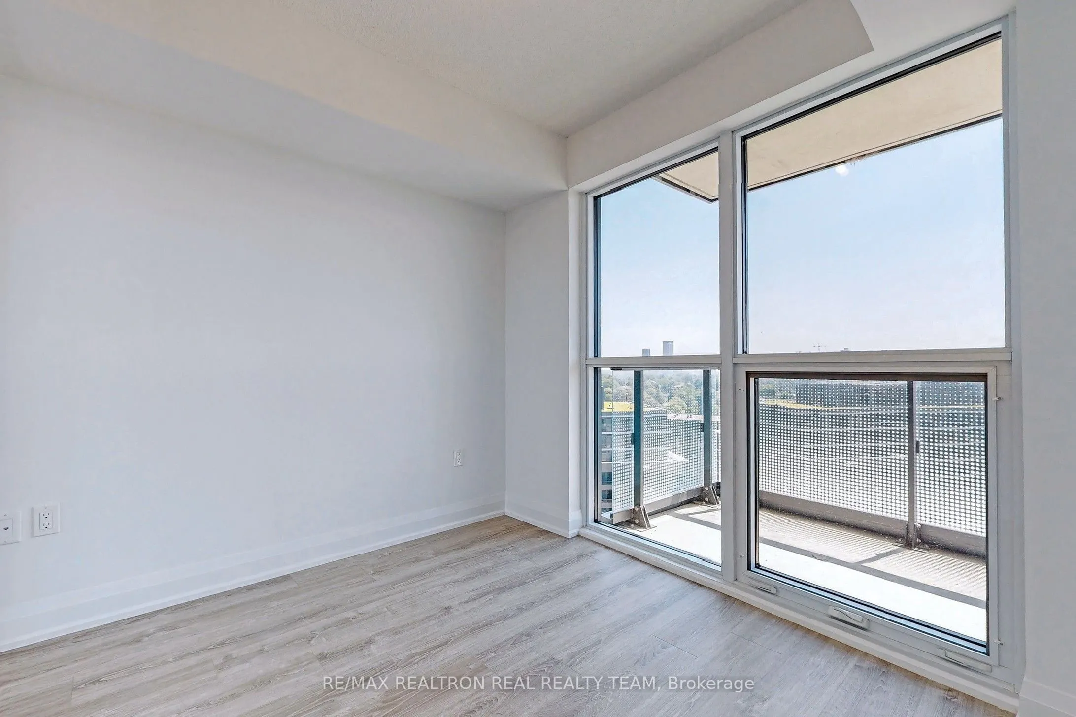 30 Gibbs Road, #1308