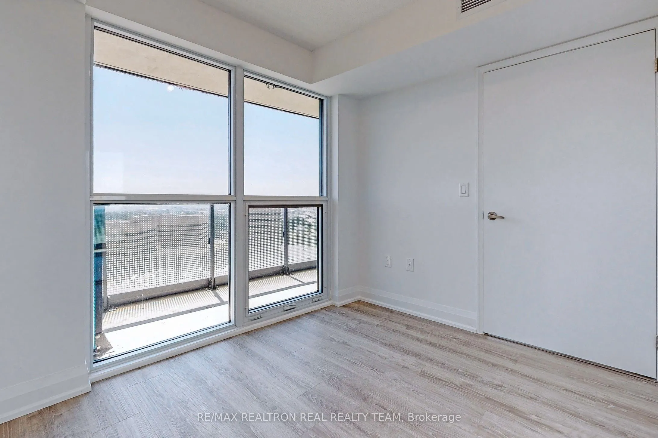 30 Gibbs Road, #1308