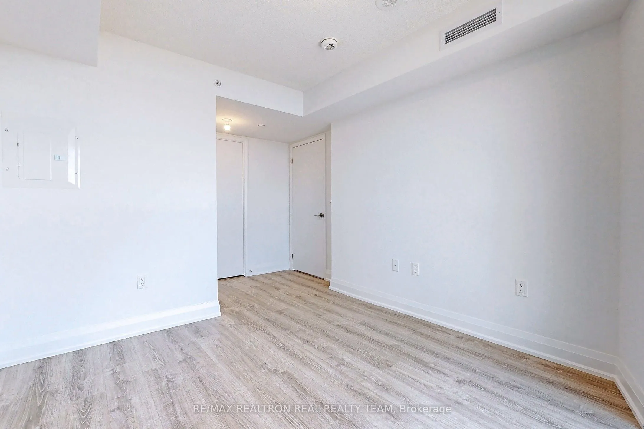 30 Gibbs Road, #1308