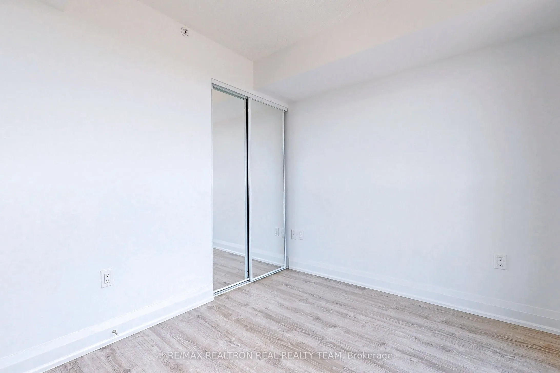 30 Gibbs Road, #1308