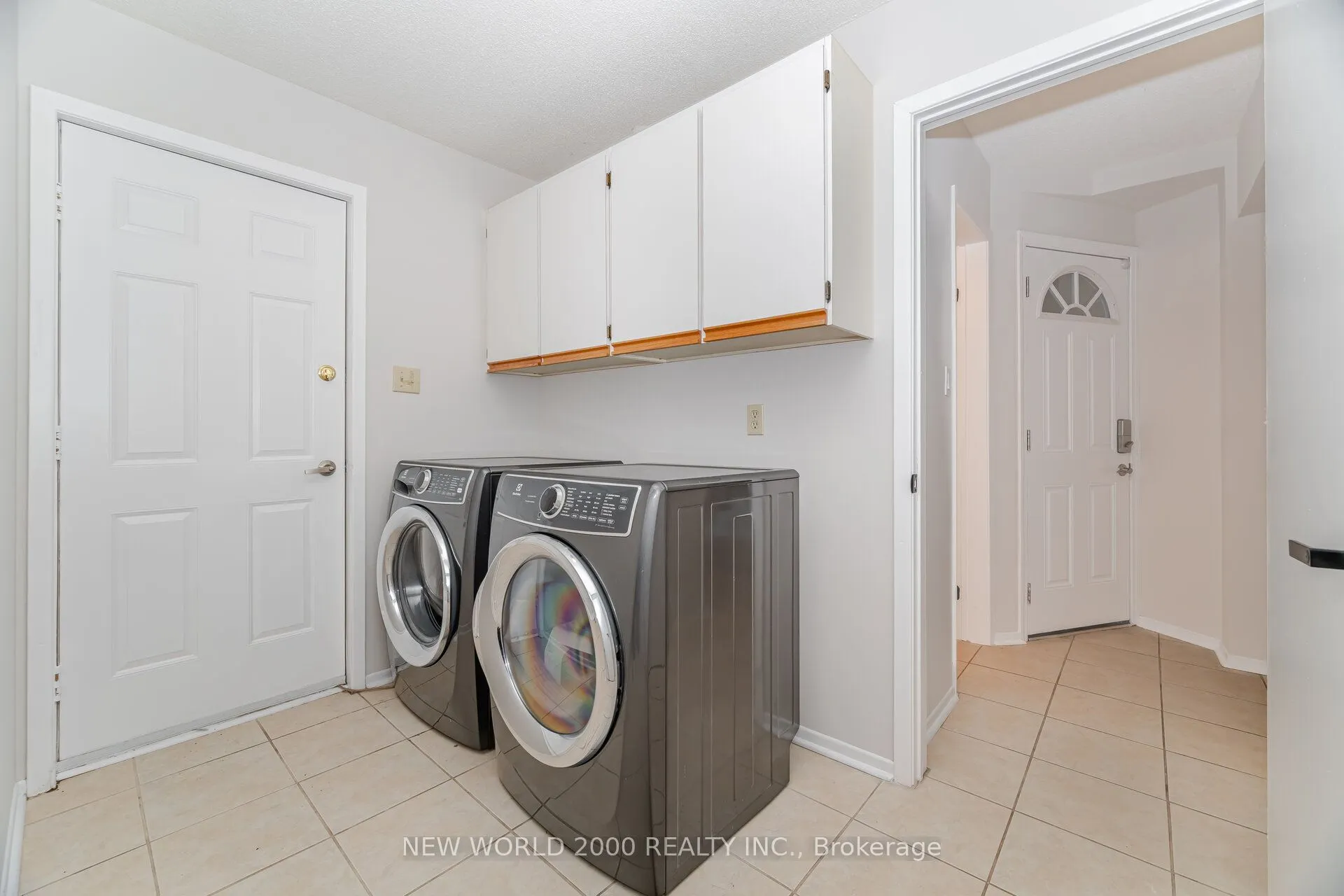 7221 Danton Promenade