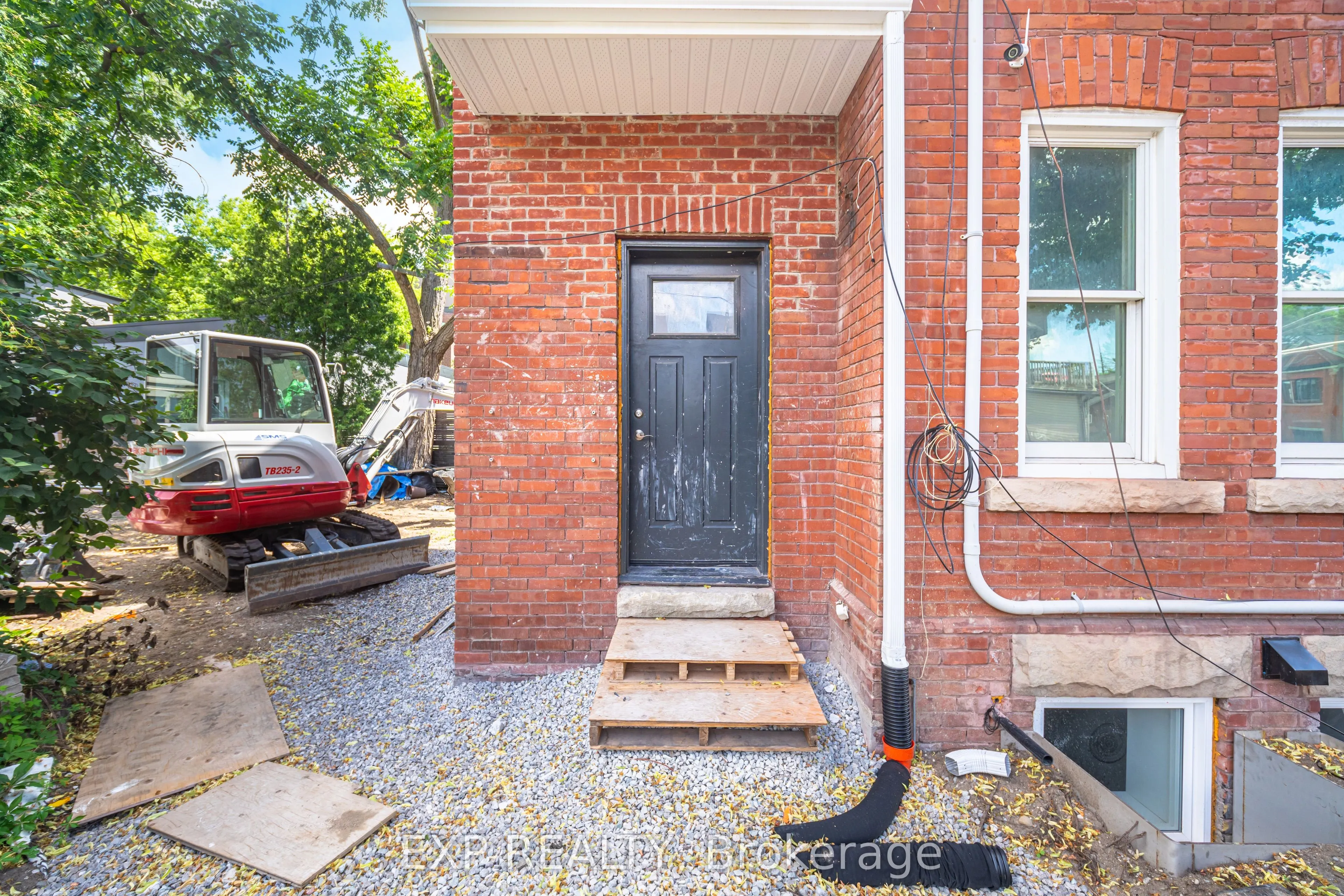 168 Annette Street