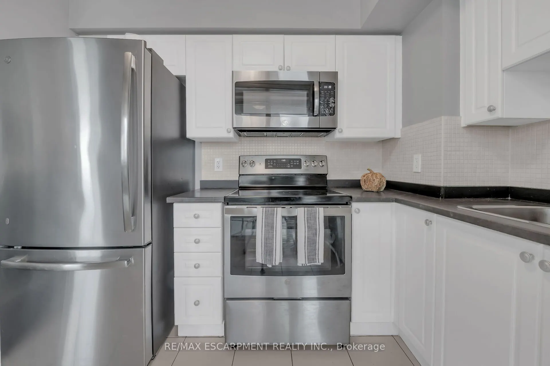 225 Sherway Gardens Road, #2905