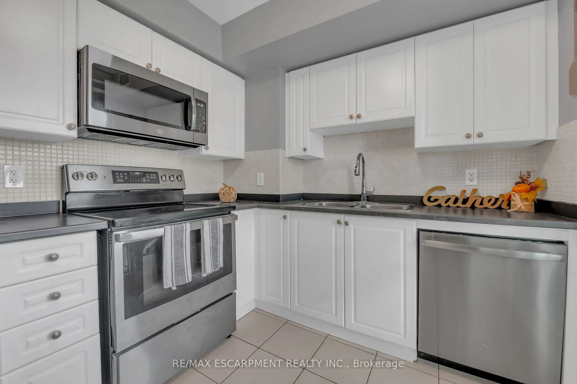 225 Sherway Gardens Road, #2905