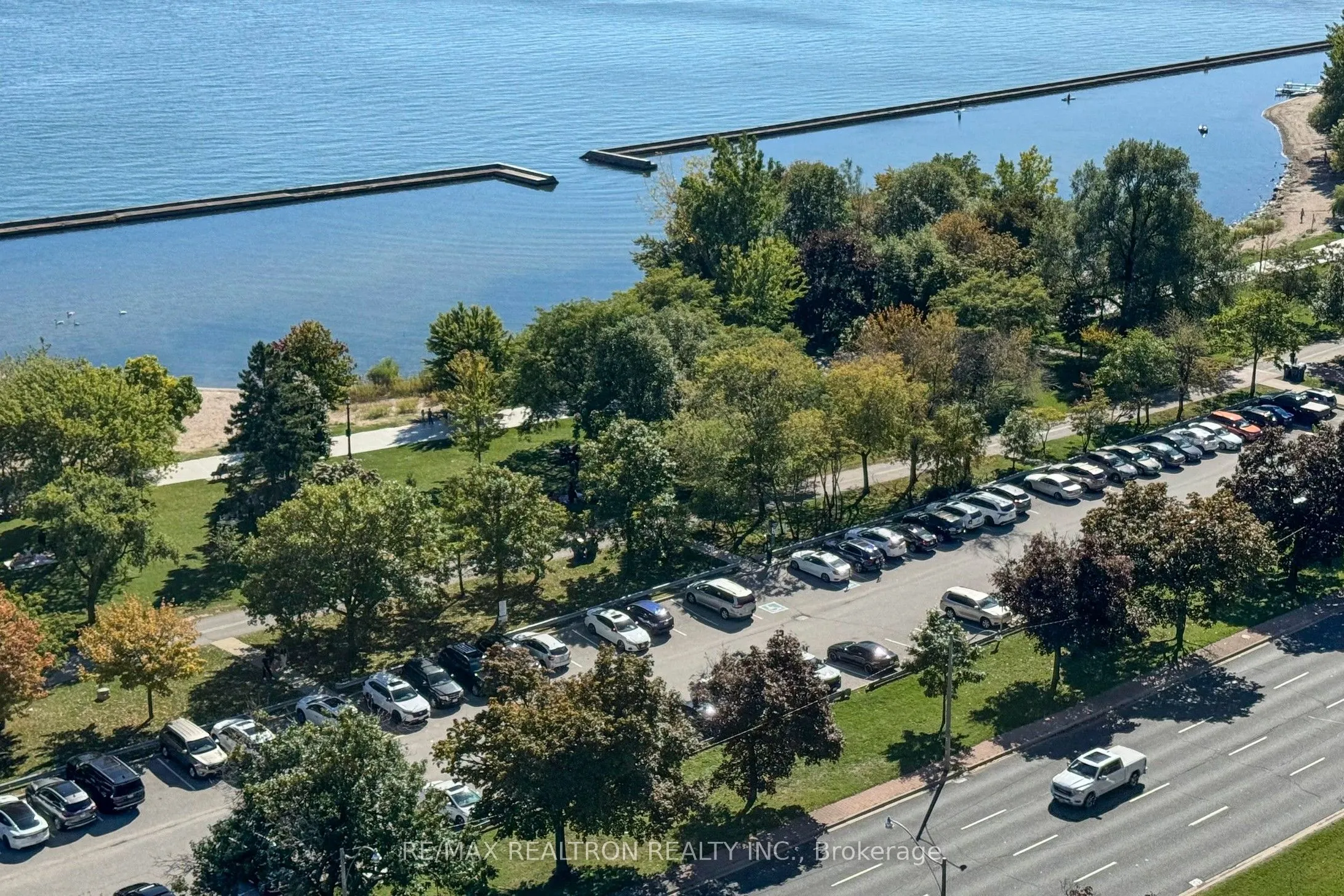 1910 Lake Shore Boulevard W, #LPH01