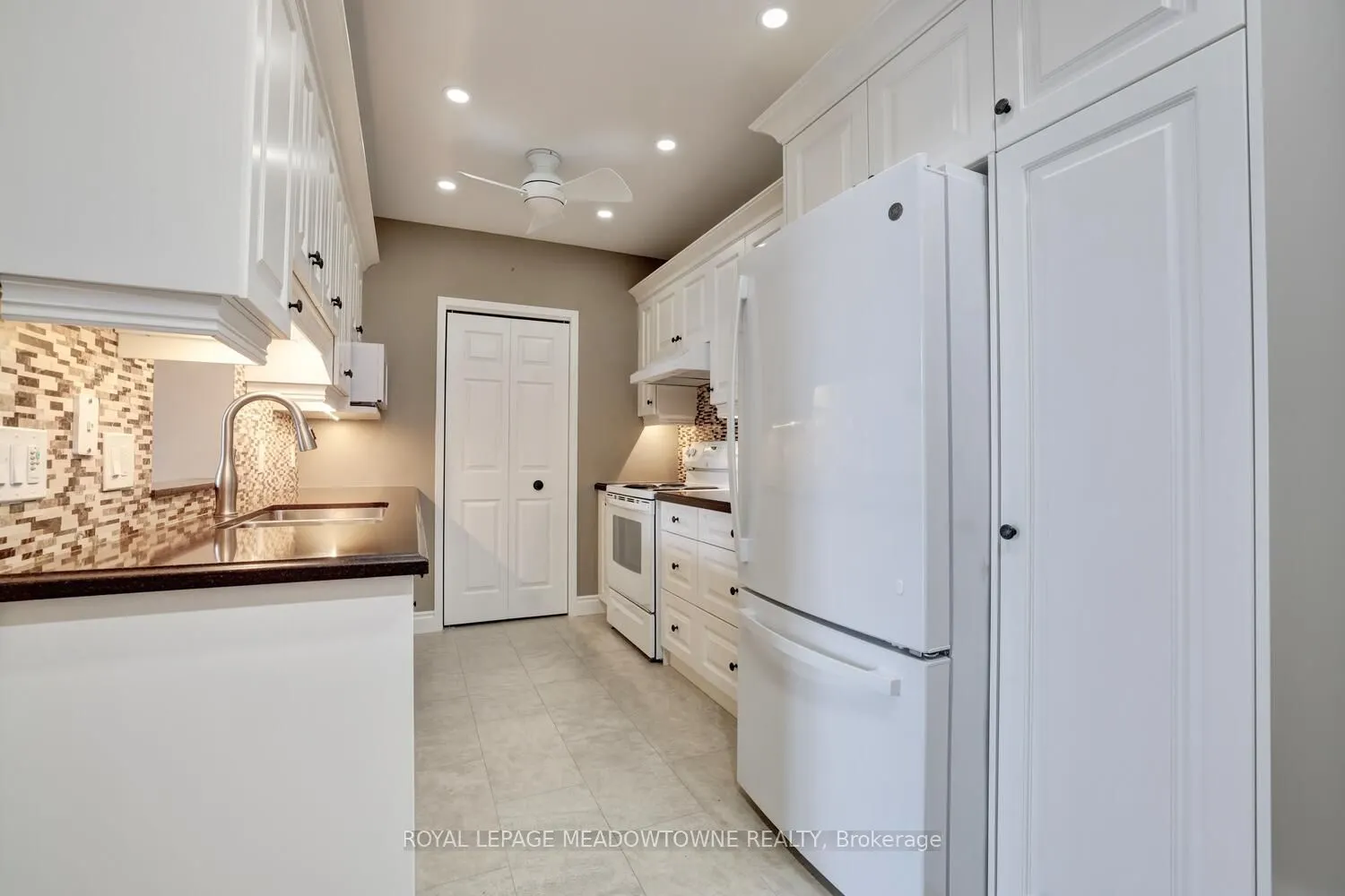 2075 Amherst Heights Drive, #606