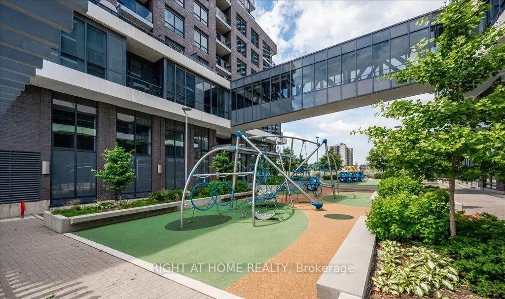 26 Gibbs Road, #325