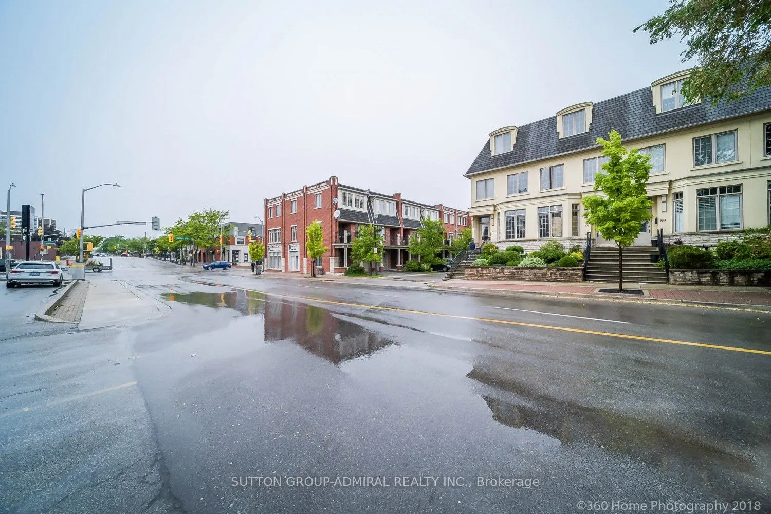 104 Lakeshore Road W