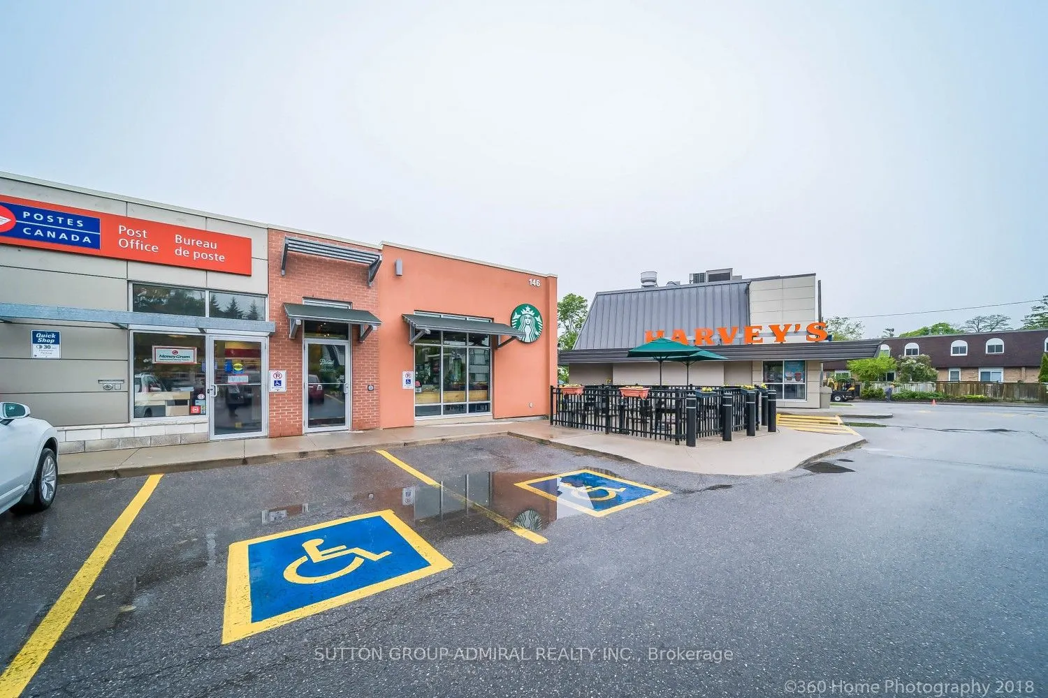104 Lakeshore Road W
