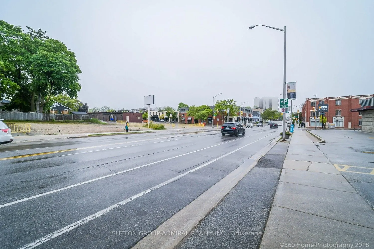 104 Lakeshore Road W