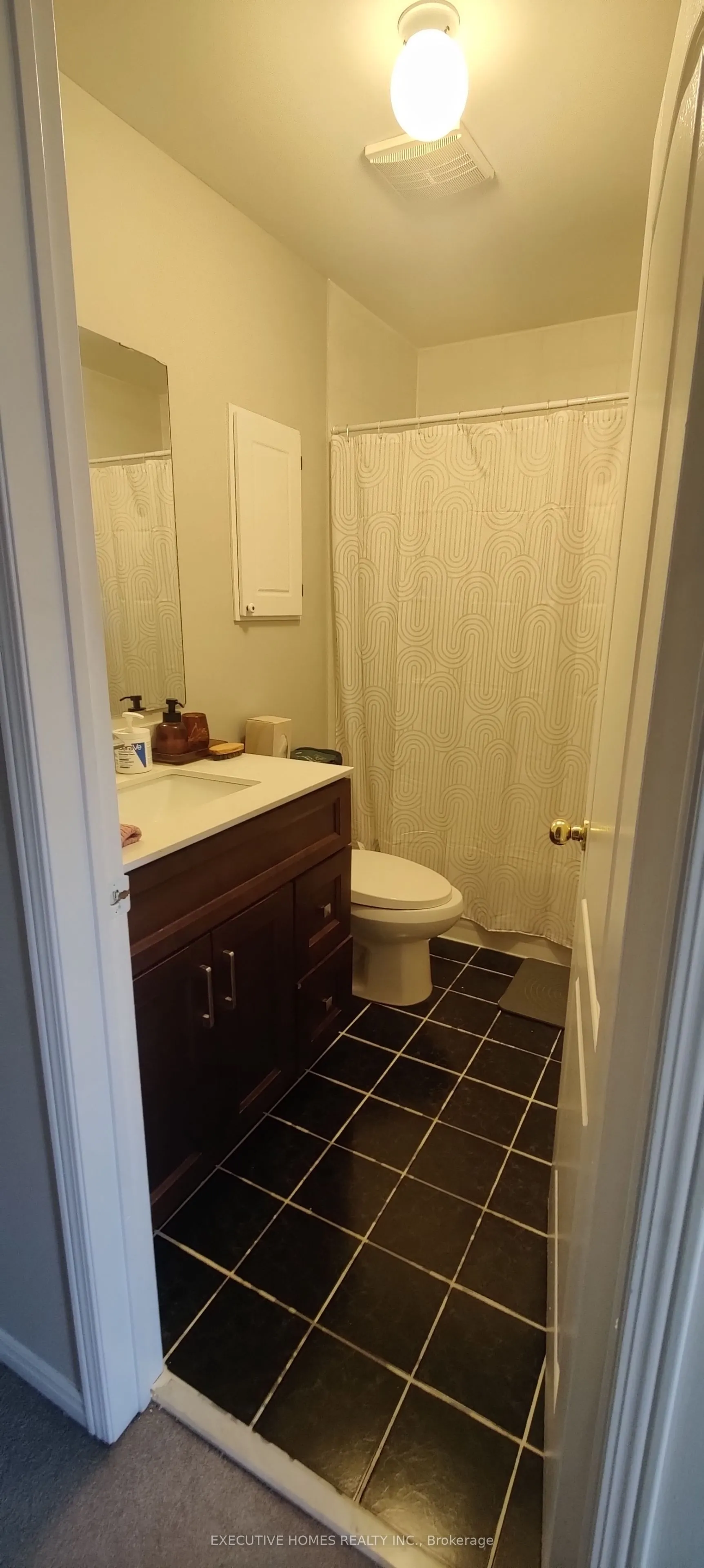 5530 Glen Erin Drive, #76