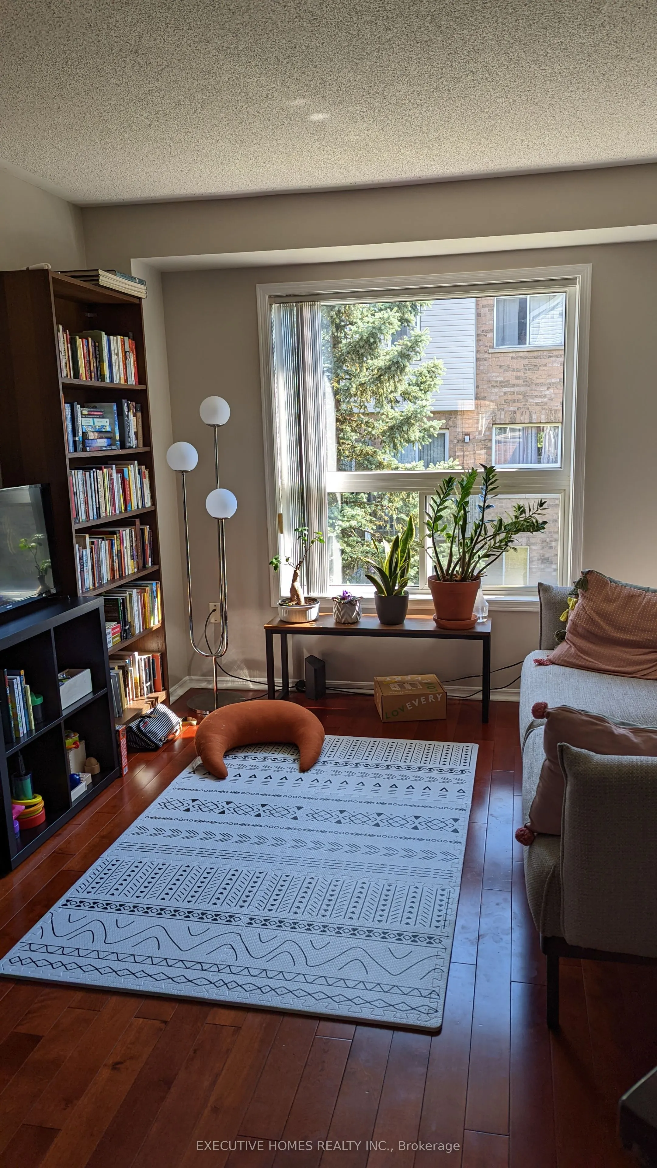 5530 Glen Erin Drive, #76