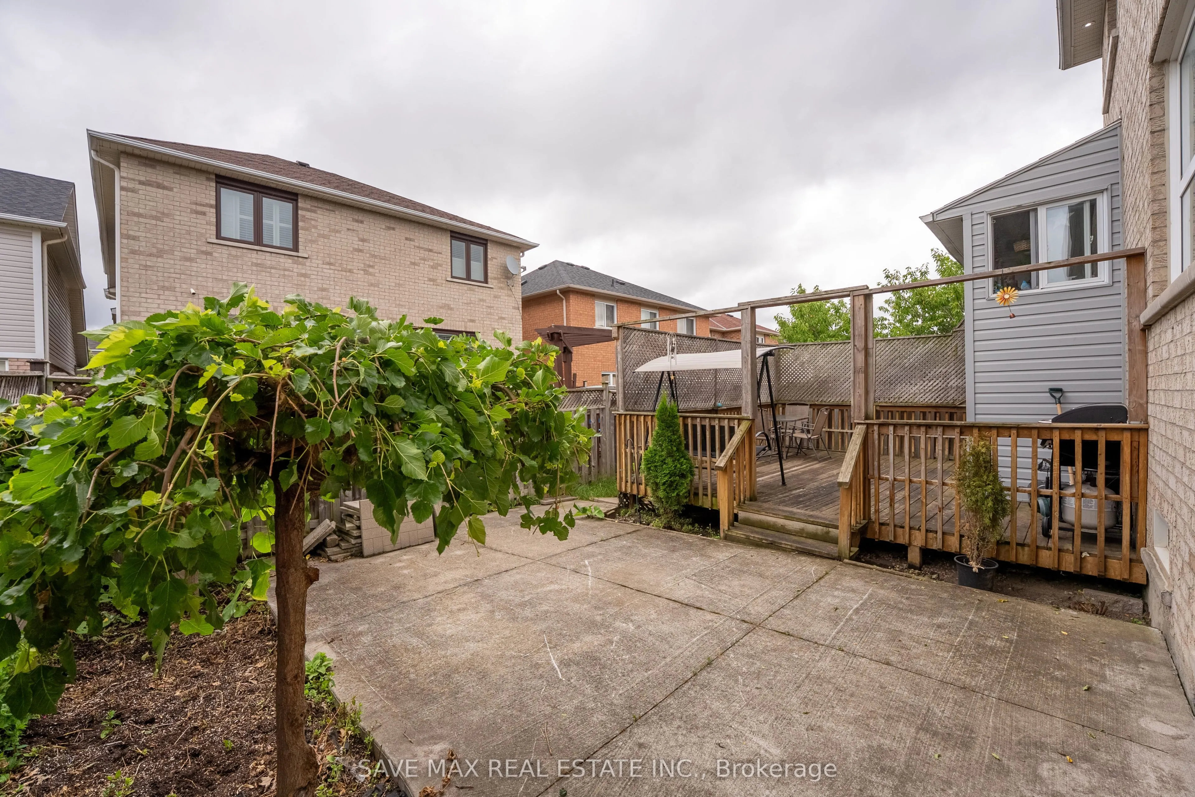 23 Edenvalley Road
