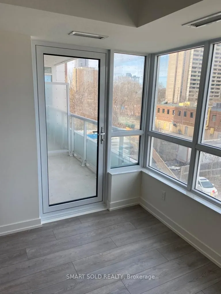 10 Wilby Crescent, #405